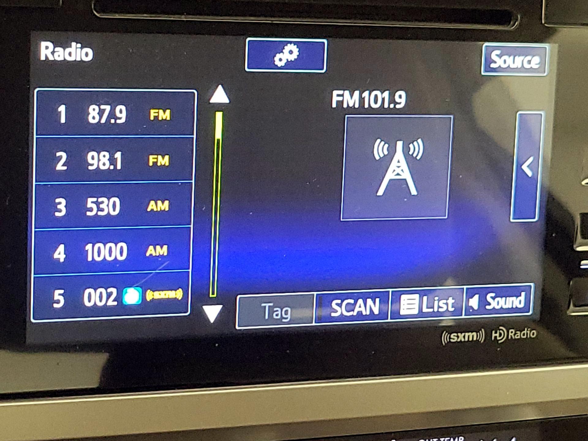 Thumbnail: 2017 Subaru Legacy - 15