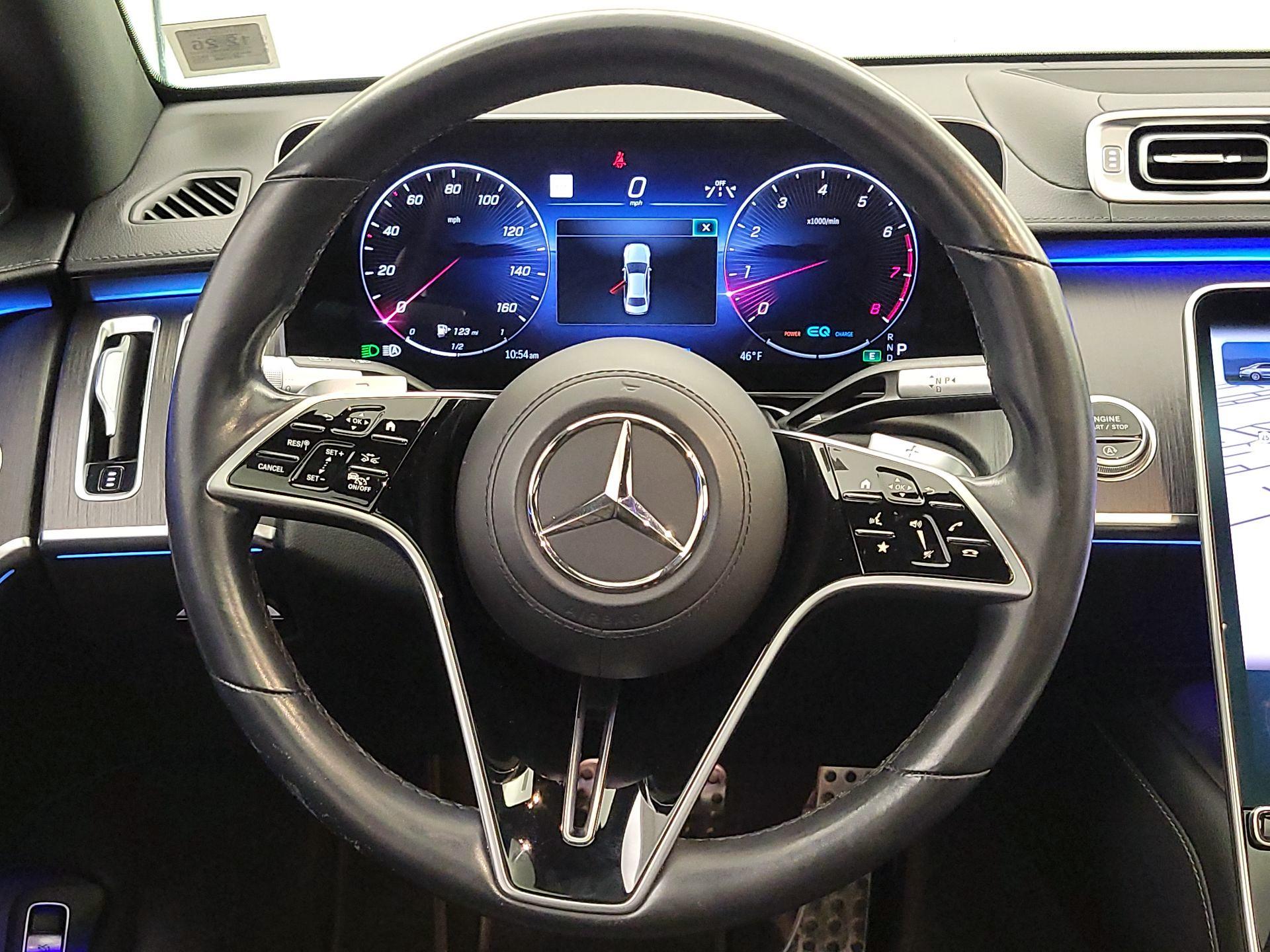 Thumbnail: 2021 Mercedes-Benz S-Class - 10