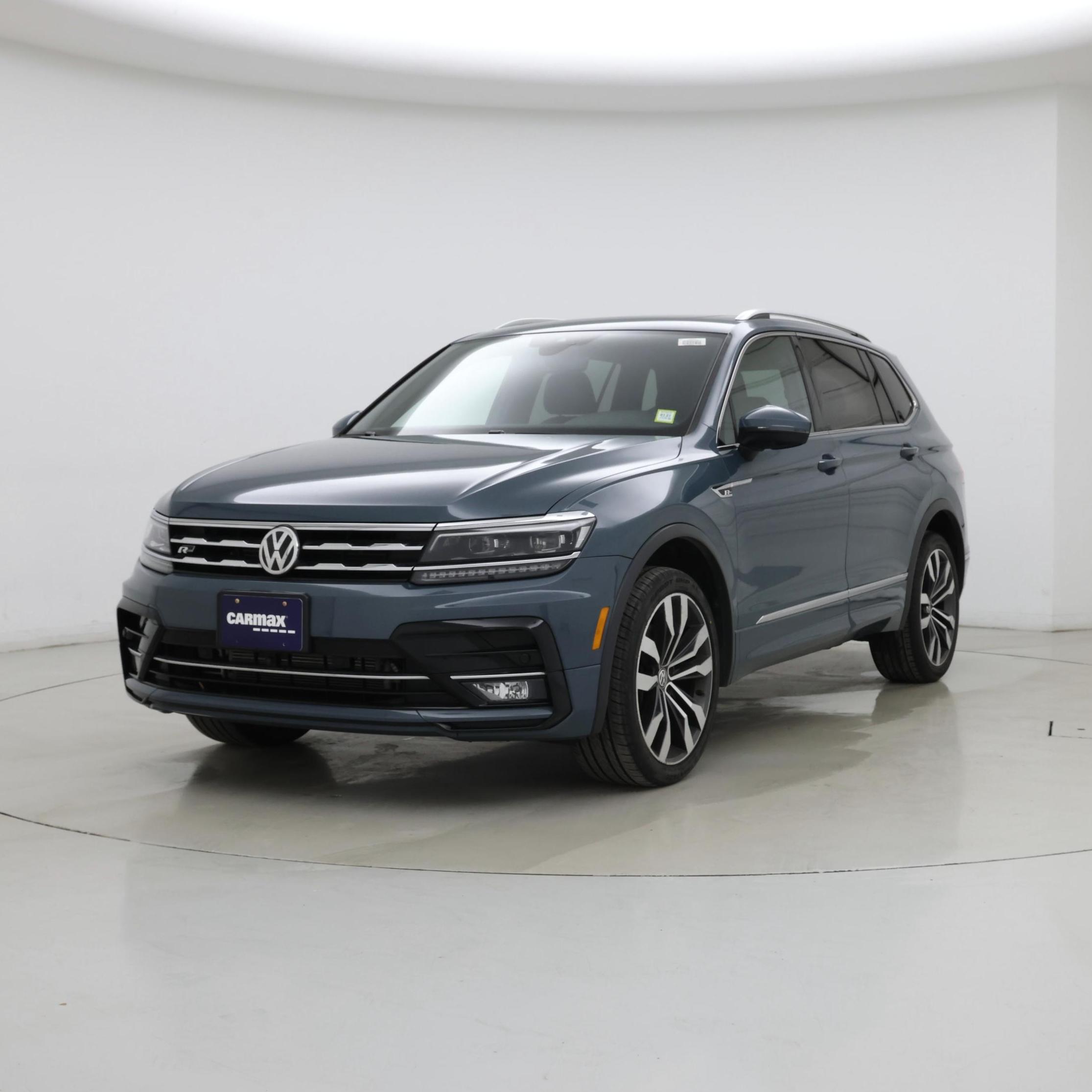 Thumbnail: 2020 Volkswagen Tiguan - 4