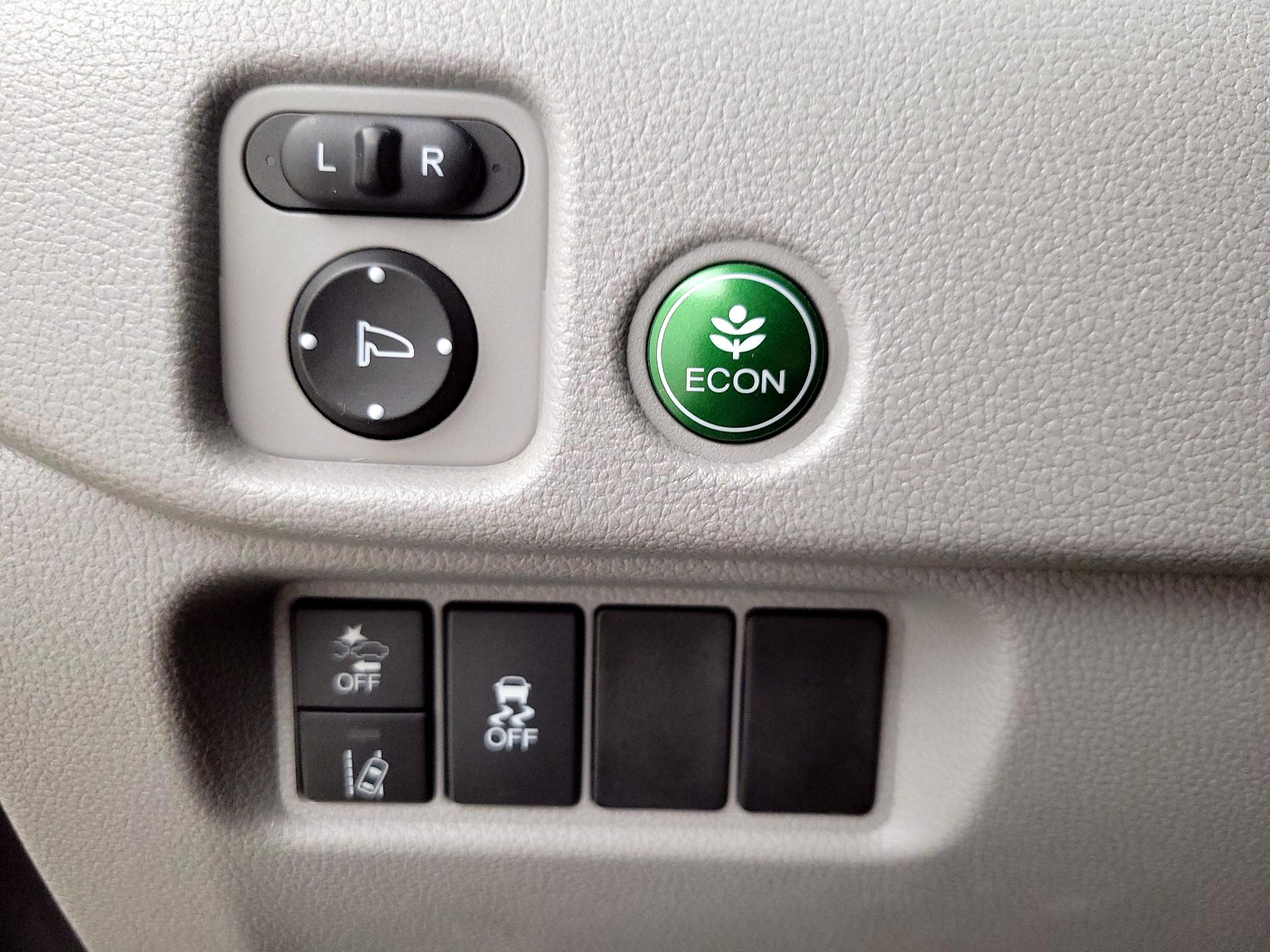 Thumbnail: 2021 Honda Pilot - 13