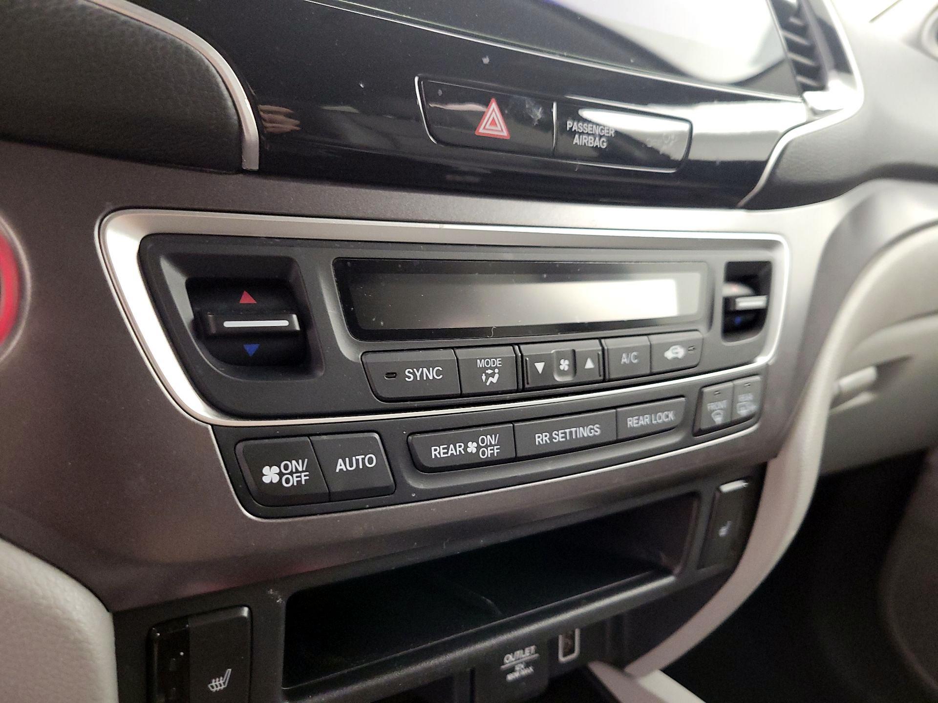 Thumbnail: 2021 Honda Pilot - 16