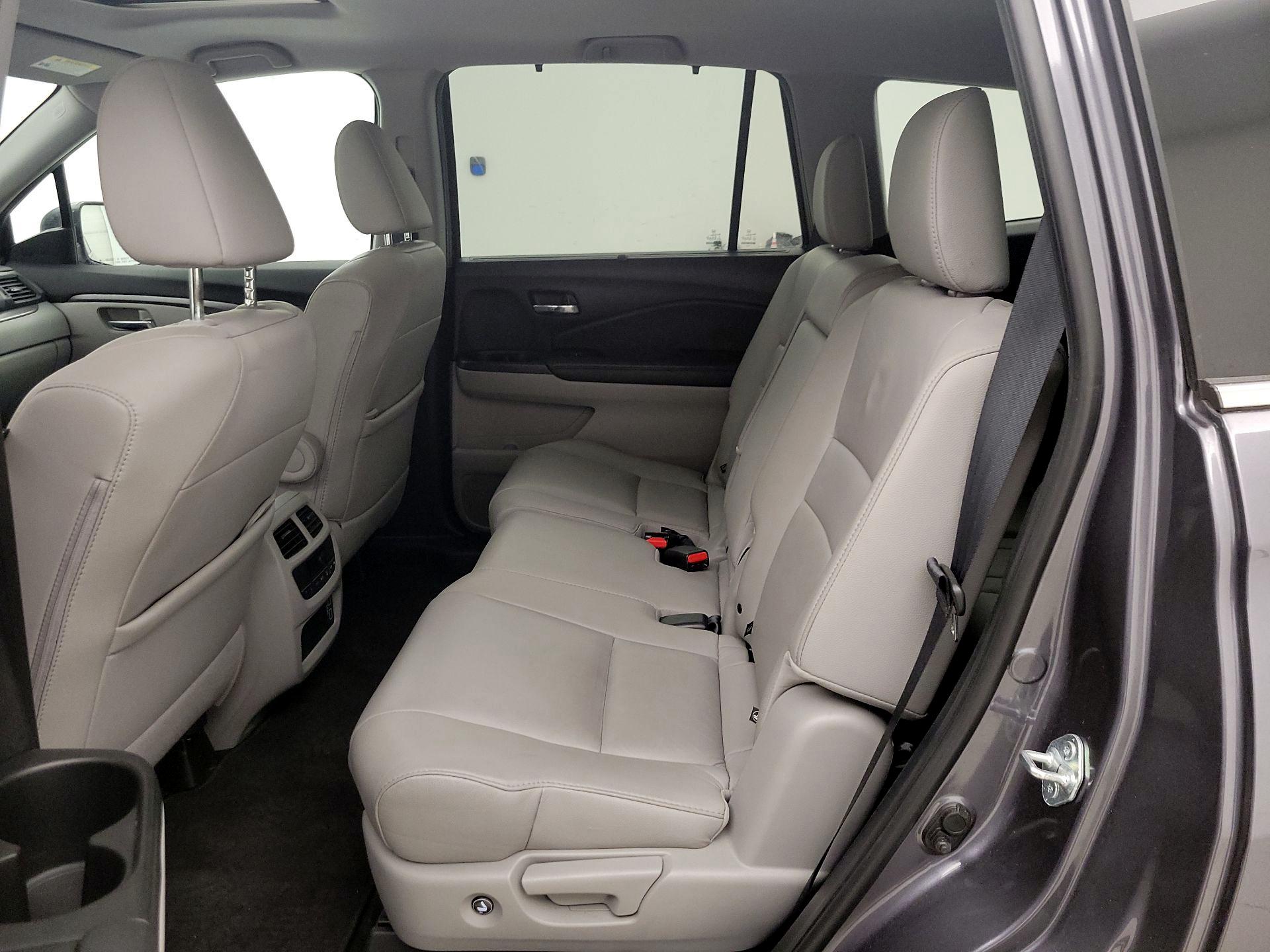 Thumbnail: 2021 Honda Pilot - 20