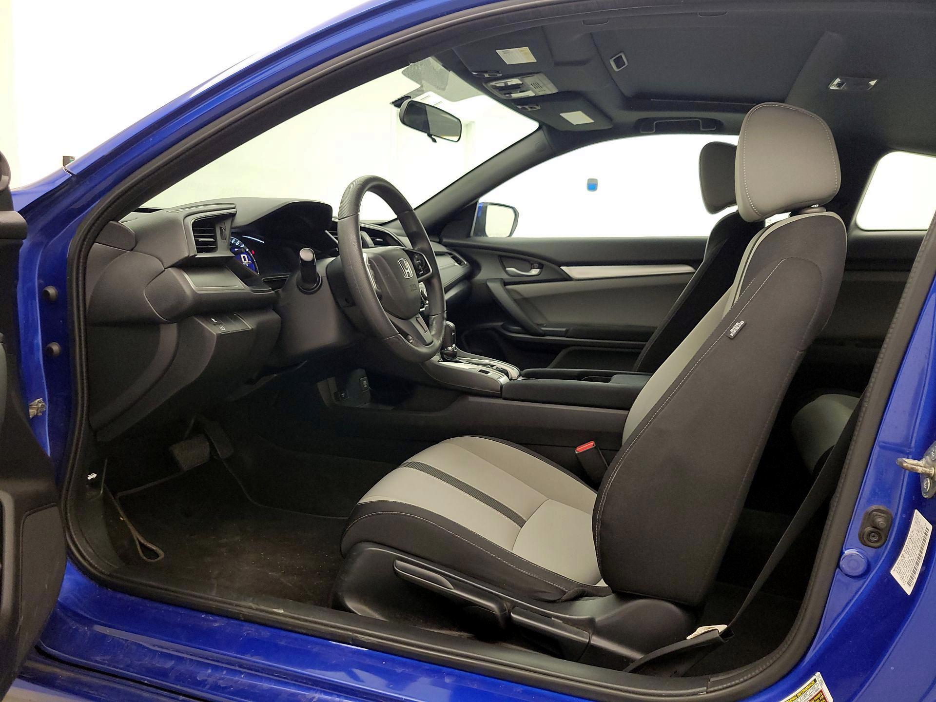 Thumbnail: 2016 Honda Civic - 11