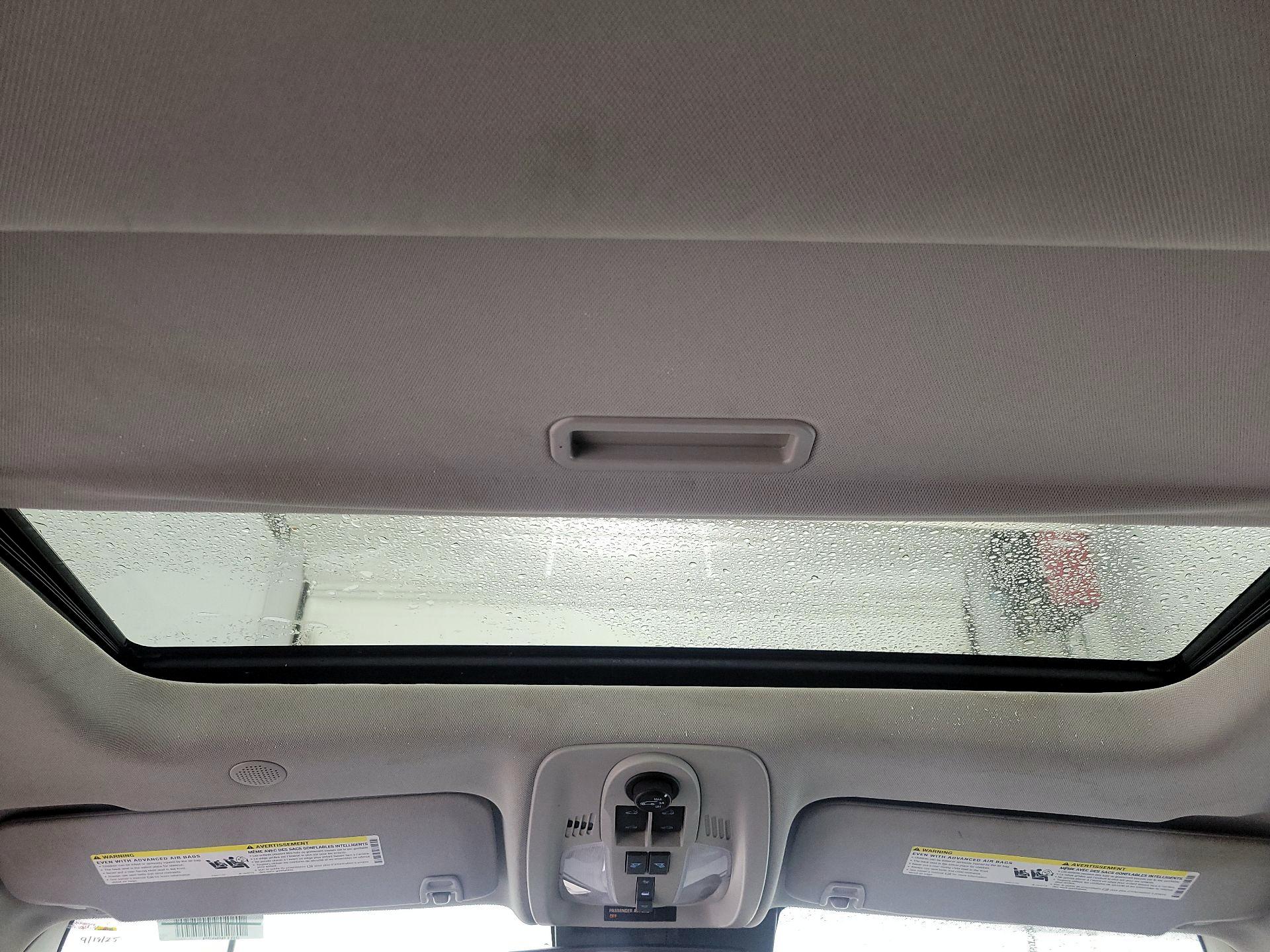 Thumbnail: 2016 Chevrolet Equinox - 18