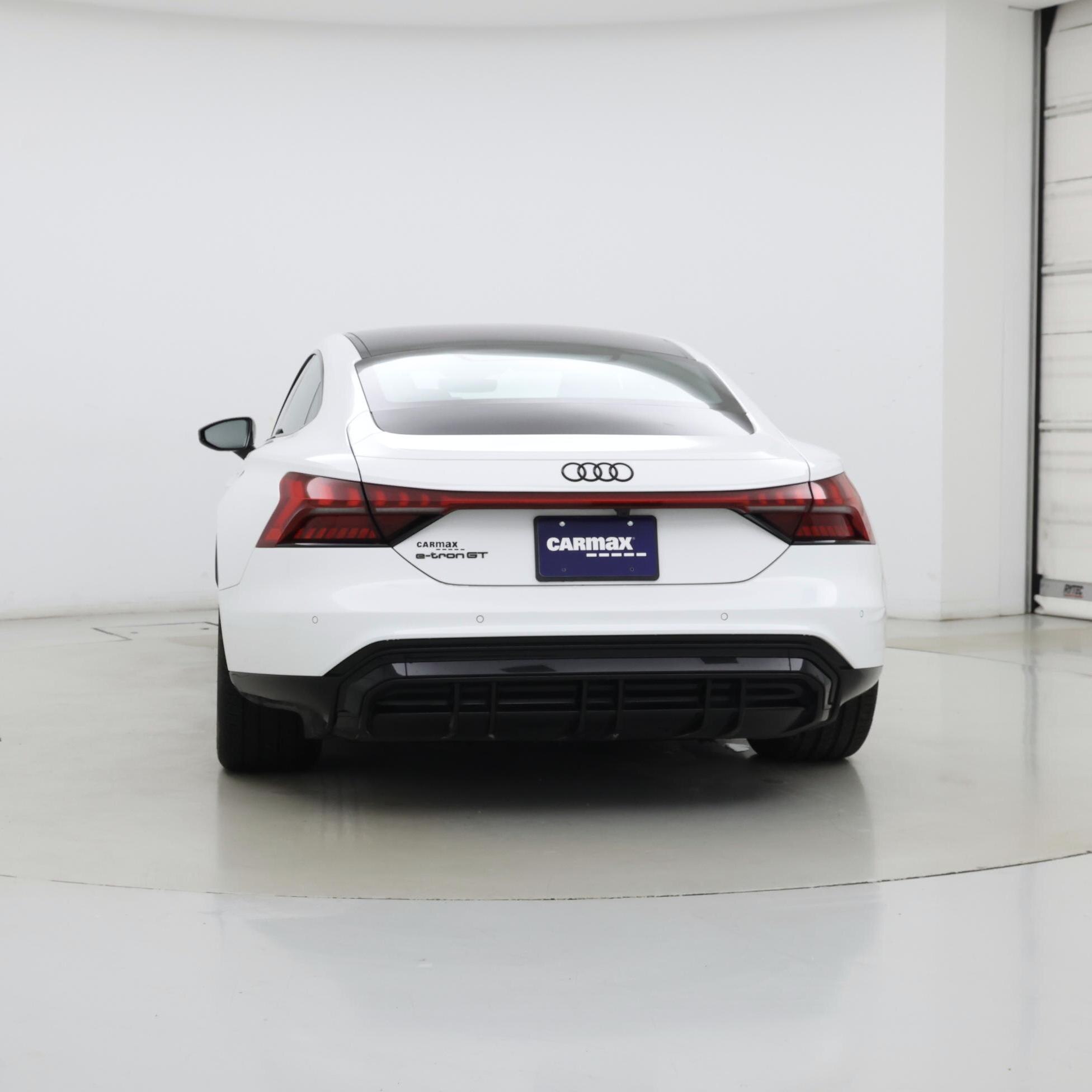 Thumbnail: 2022 Audi e-tron GT - 6