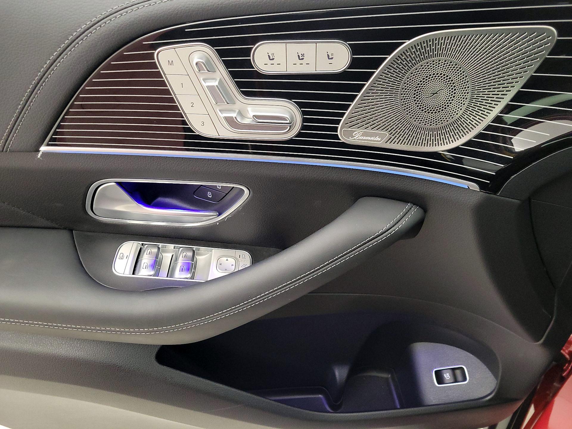 Thumbnail: 2025 Mercedes-Benz GLE - 12