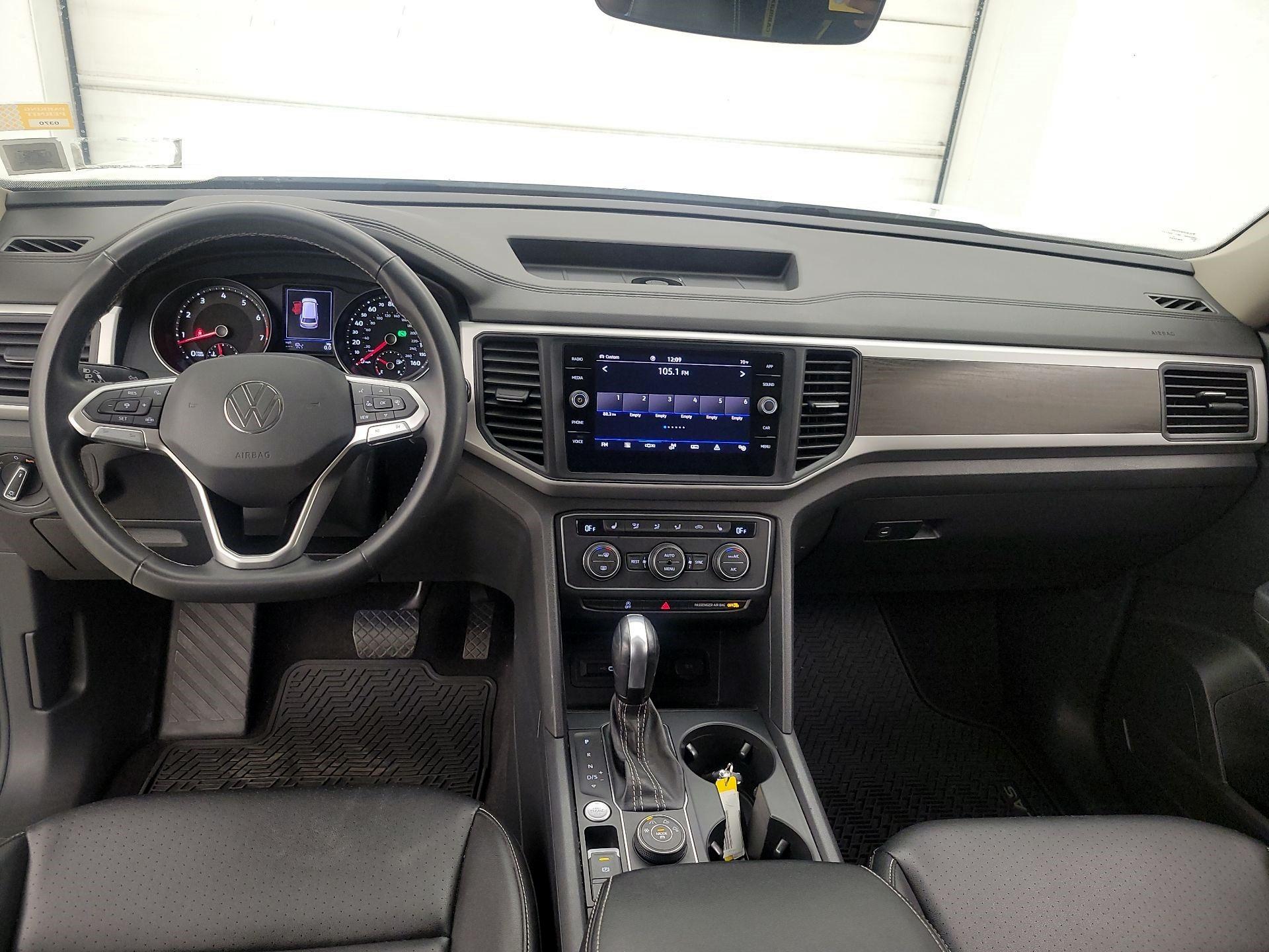 Thumbnail: 2021 Volkswagen Atlas - 8