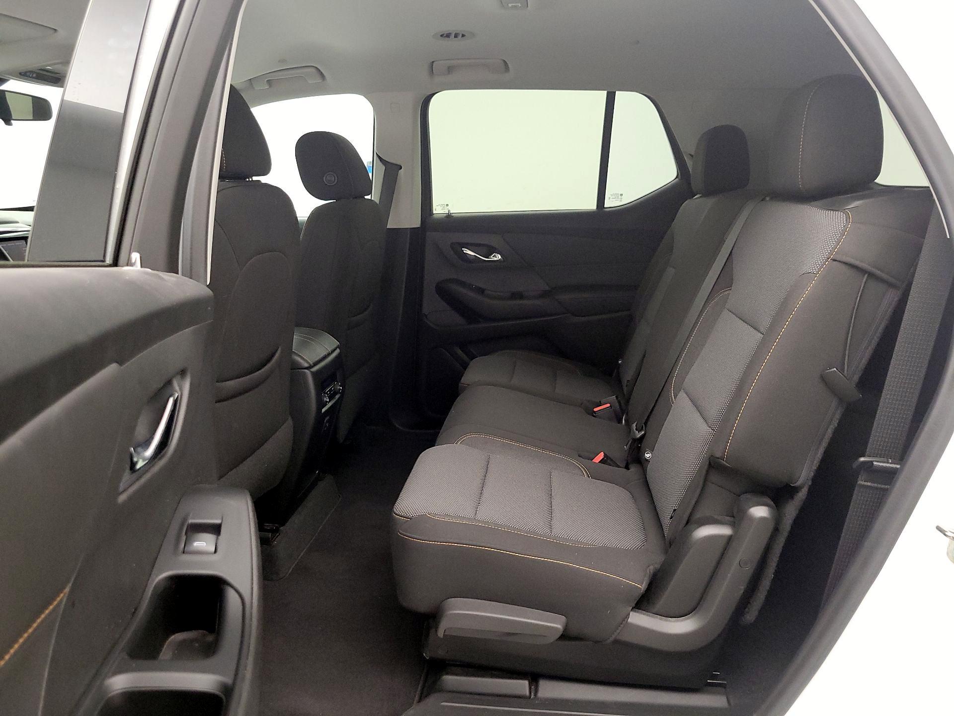 Thumbnail: 2020 Chevrolet Traverse - 19