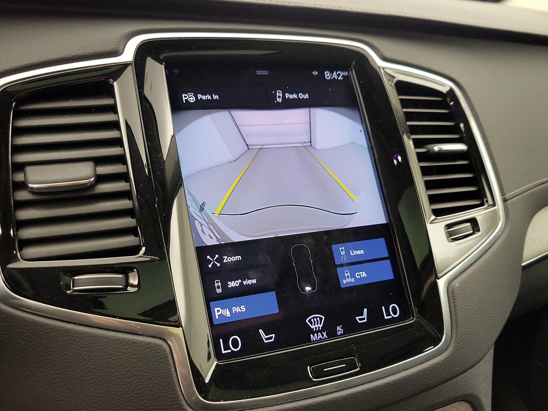 Thumbnail: 2022 Volvo XC90 - 15