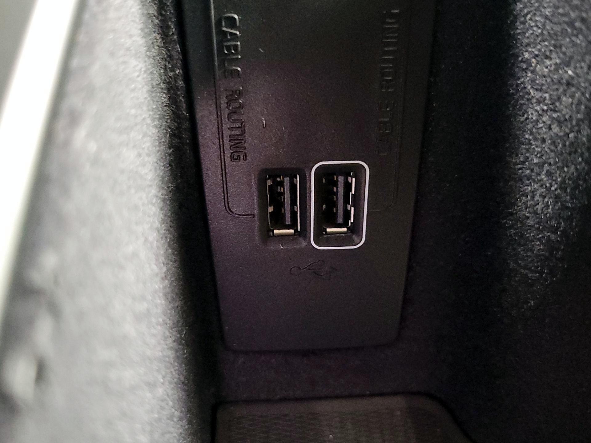 Thumbnail: 2022 Volvo XC90 - 19