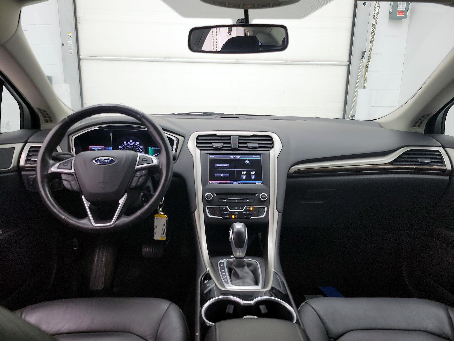 Thumbnail: 2016 Ford Fusion - 9