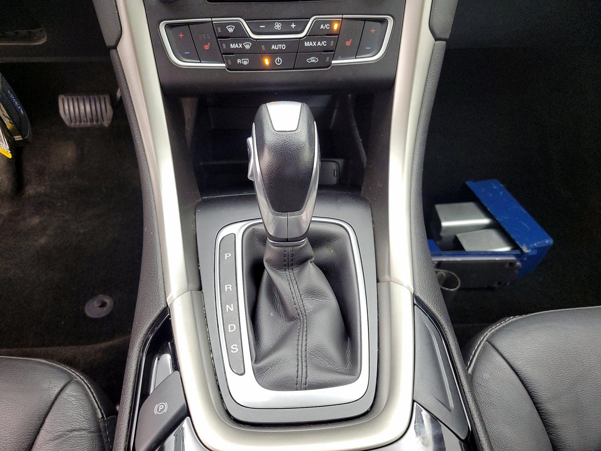 Thumbnail: 2016 Ford Fusion - 17