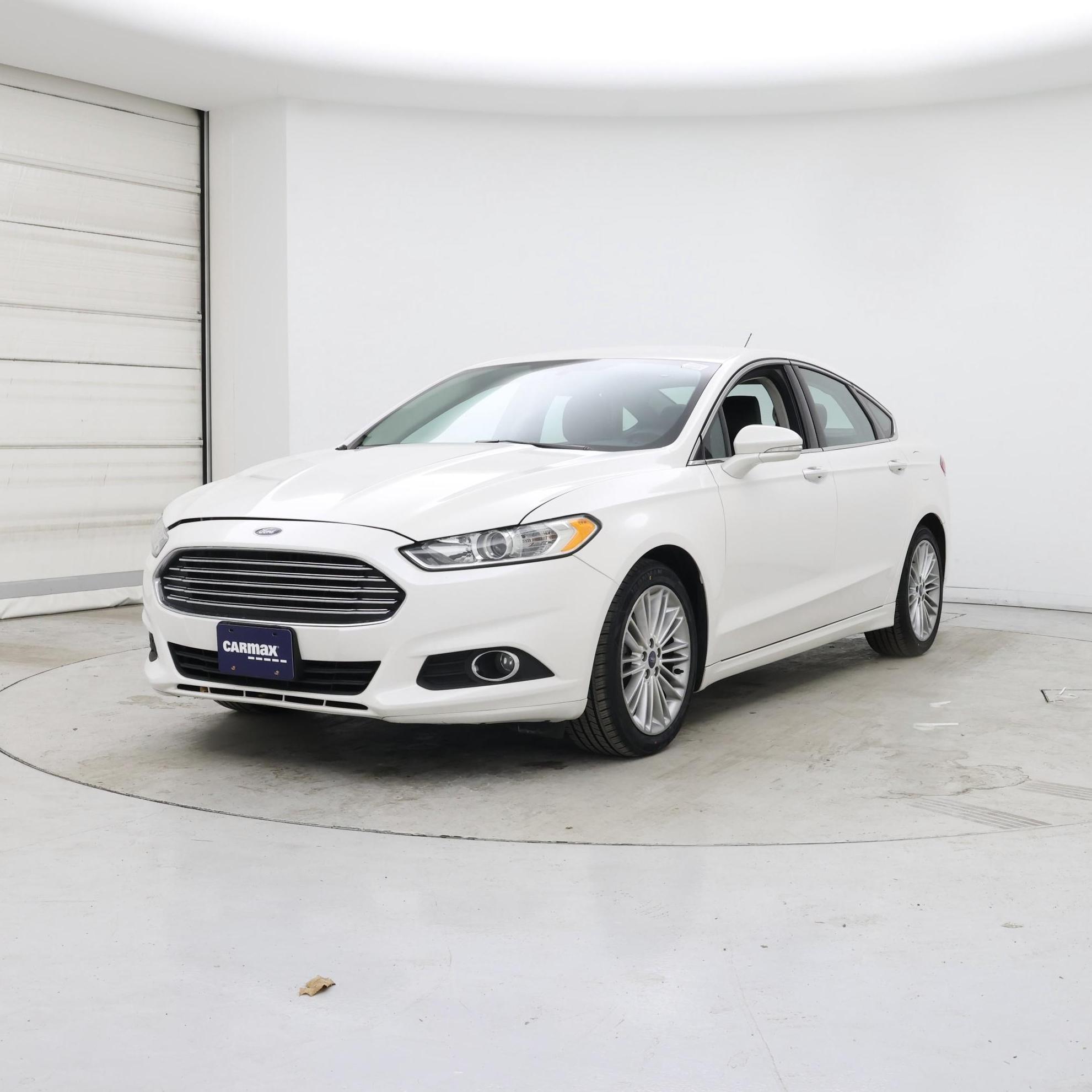 Thumbnail: 2016 Ford Fusion - 4