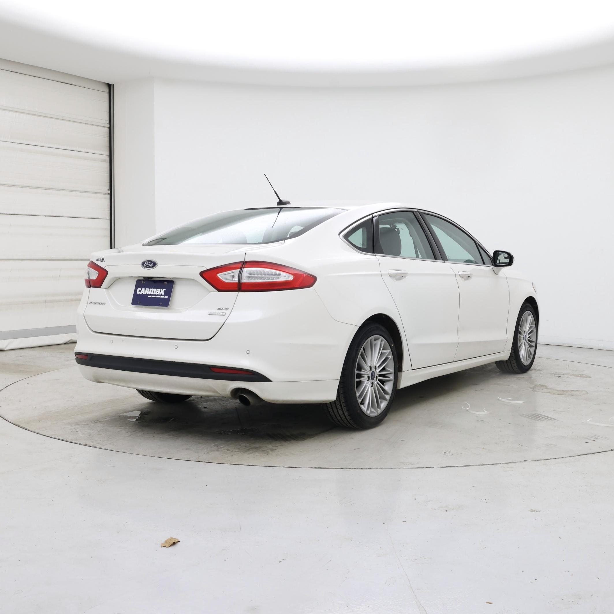 Thumbnail: 2016 Ford Fusion - 8