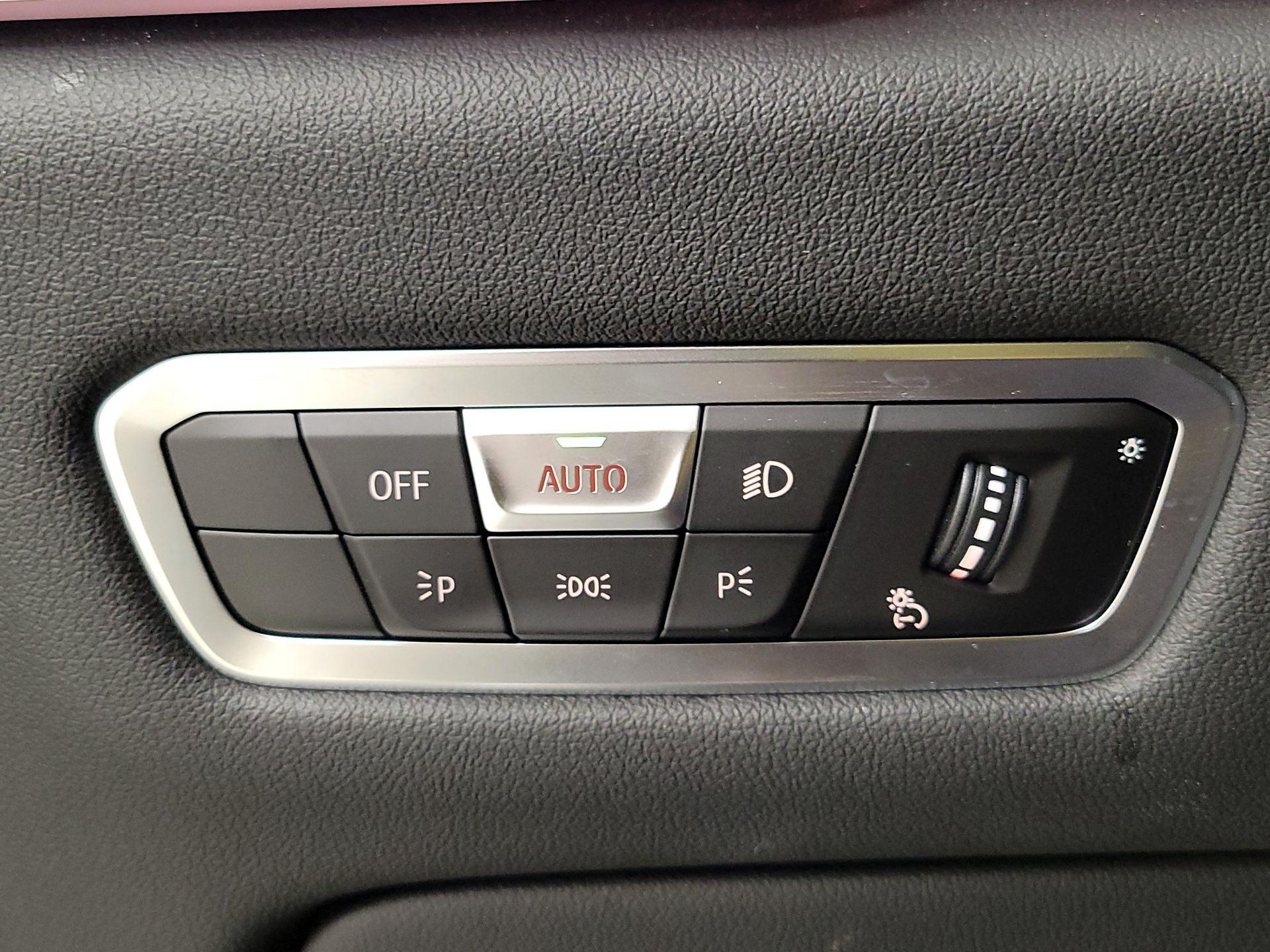 Thumbnail: 2022 BMW X5 - 13