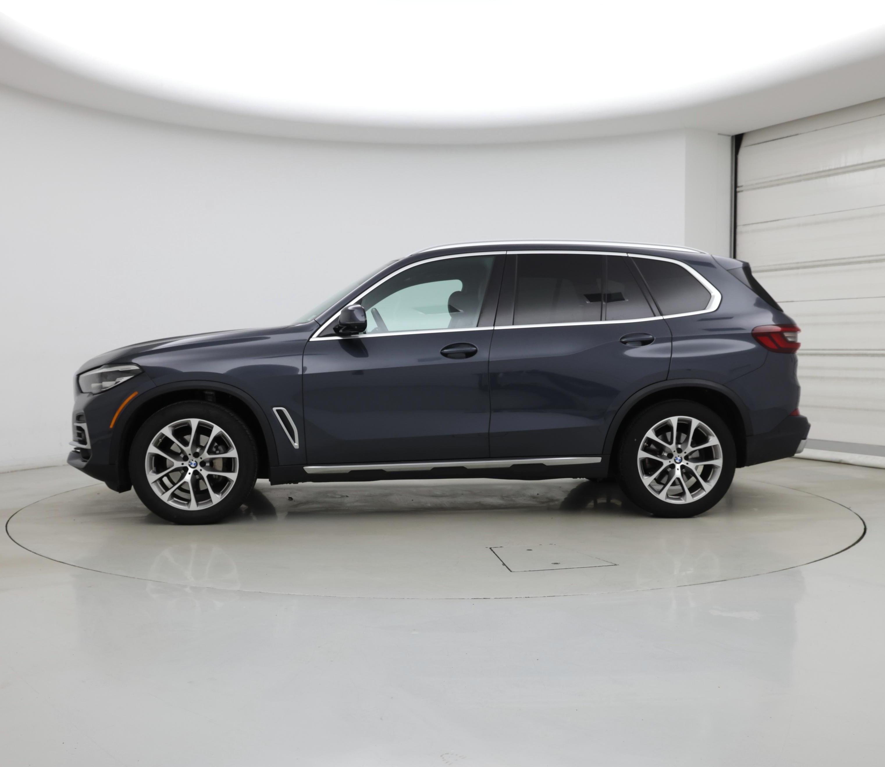 Thumbnail: 2022 BMW X5 - 3