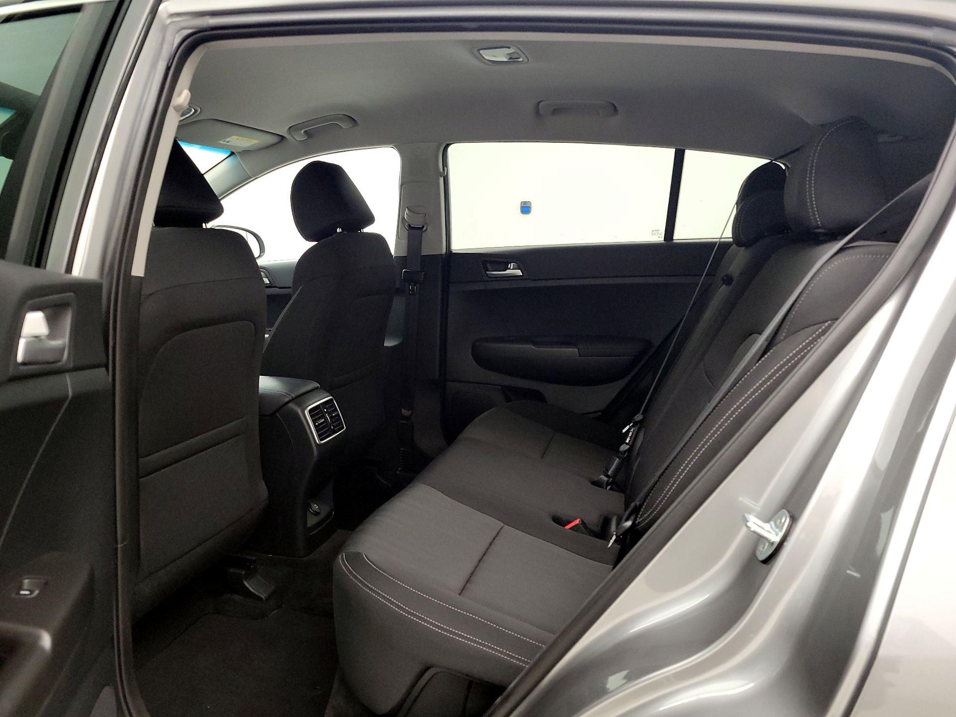 Thumbnail: 2022 Kia Sportage - 19