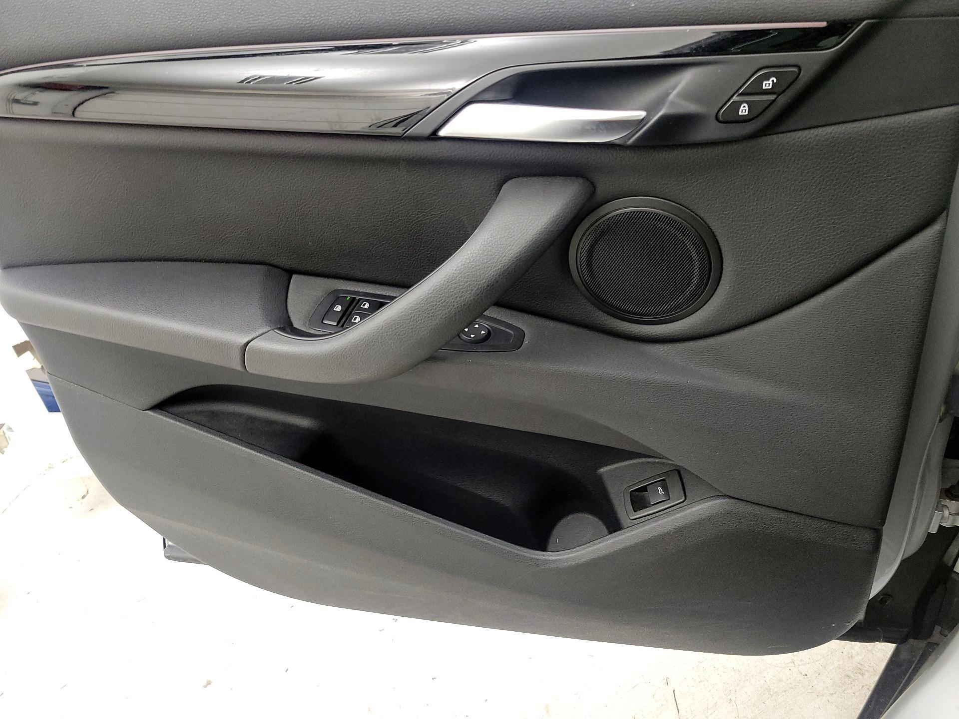 Thumbnail: 2018 BMW X1 - 12