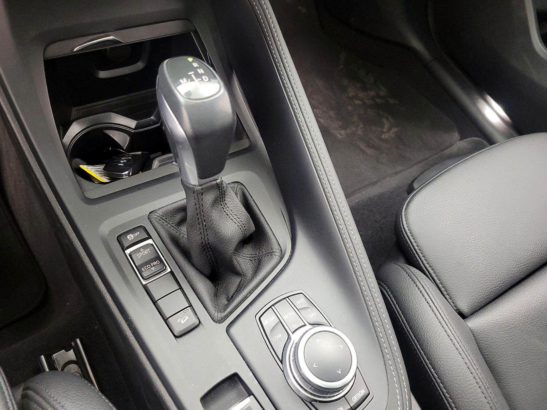 Thumbnail: 2018 BMW X1 - 17