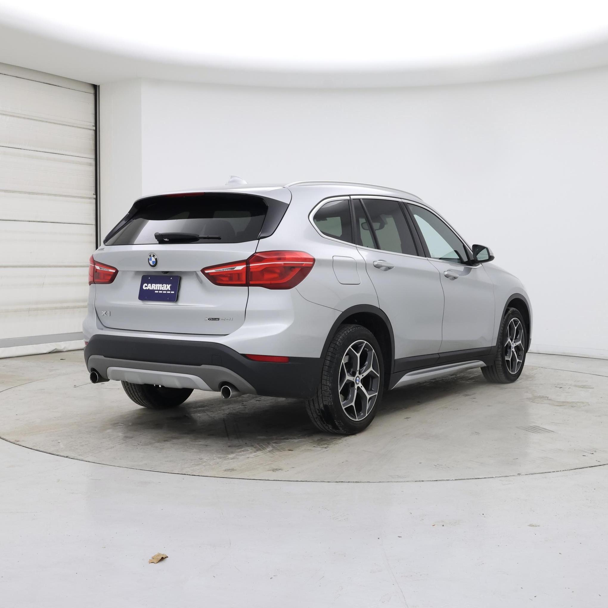 Thumbnail: 2018 BMW X1 - 8