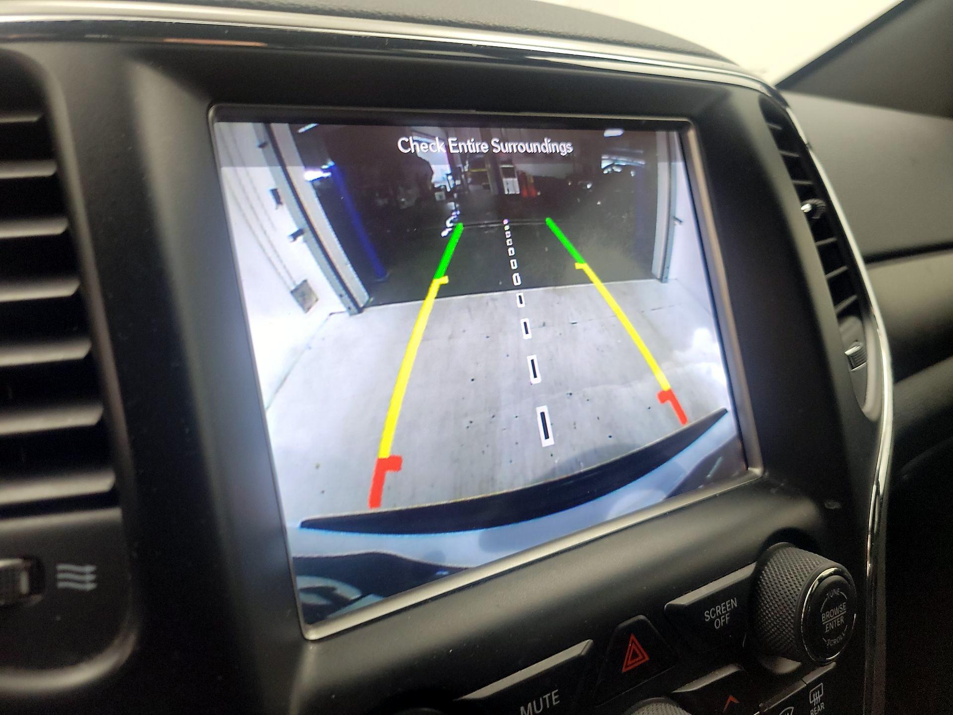 Thumbnail: 2018 Jeep Grand Cherokee - 15