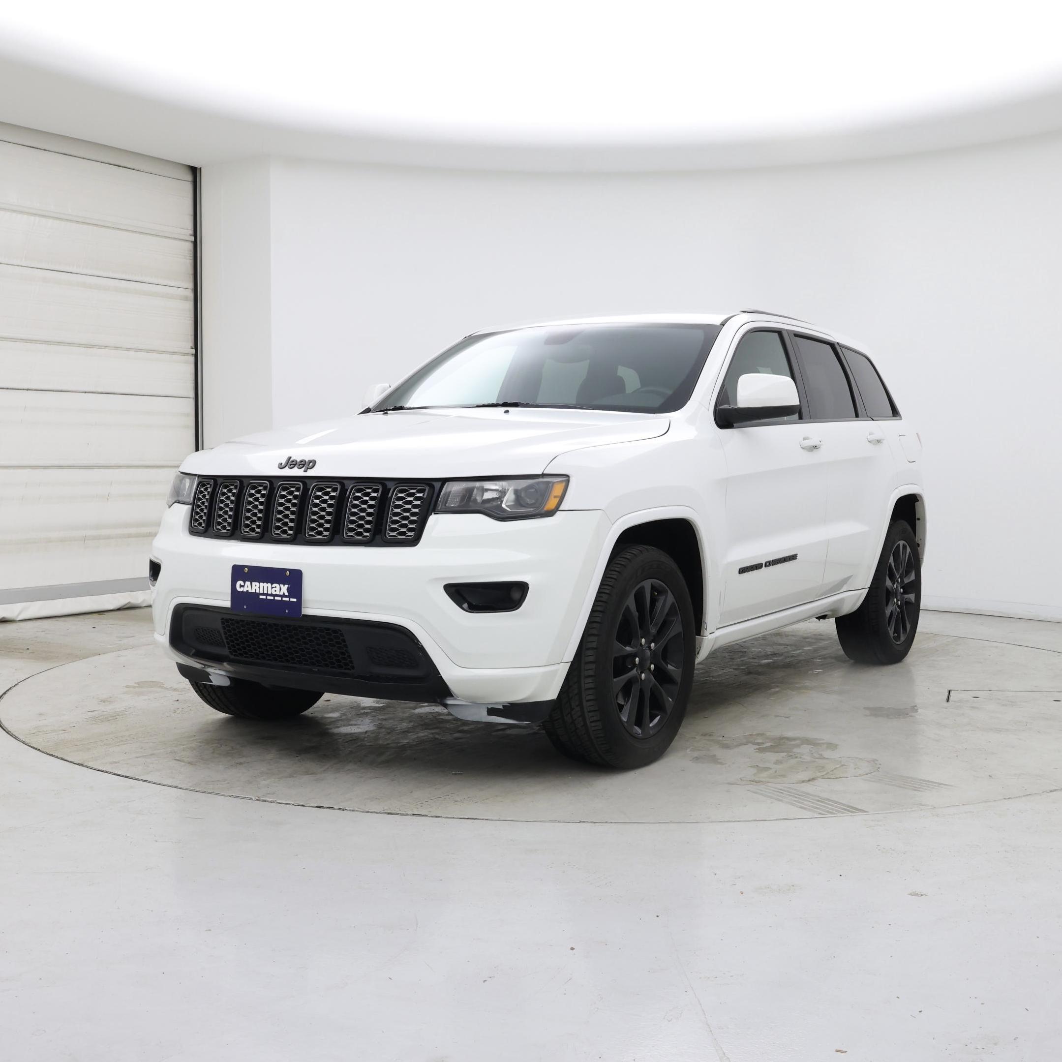 Thumbnail: 2018 Jeep Grand Cherokee - 4