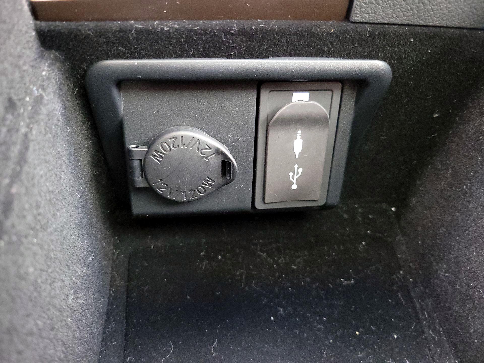 Thumbnail: 2015 Lexus GS - 19