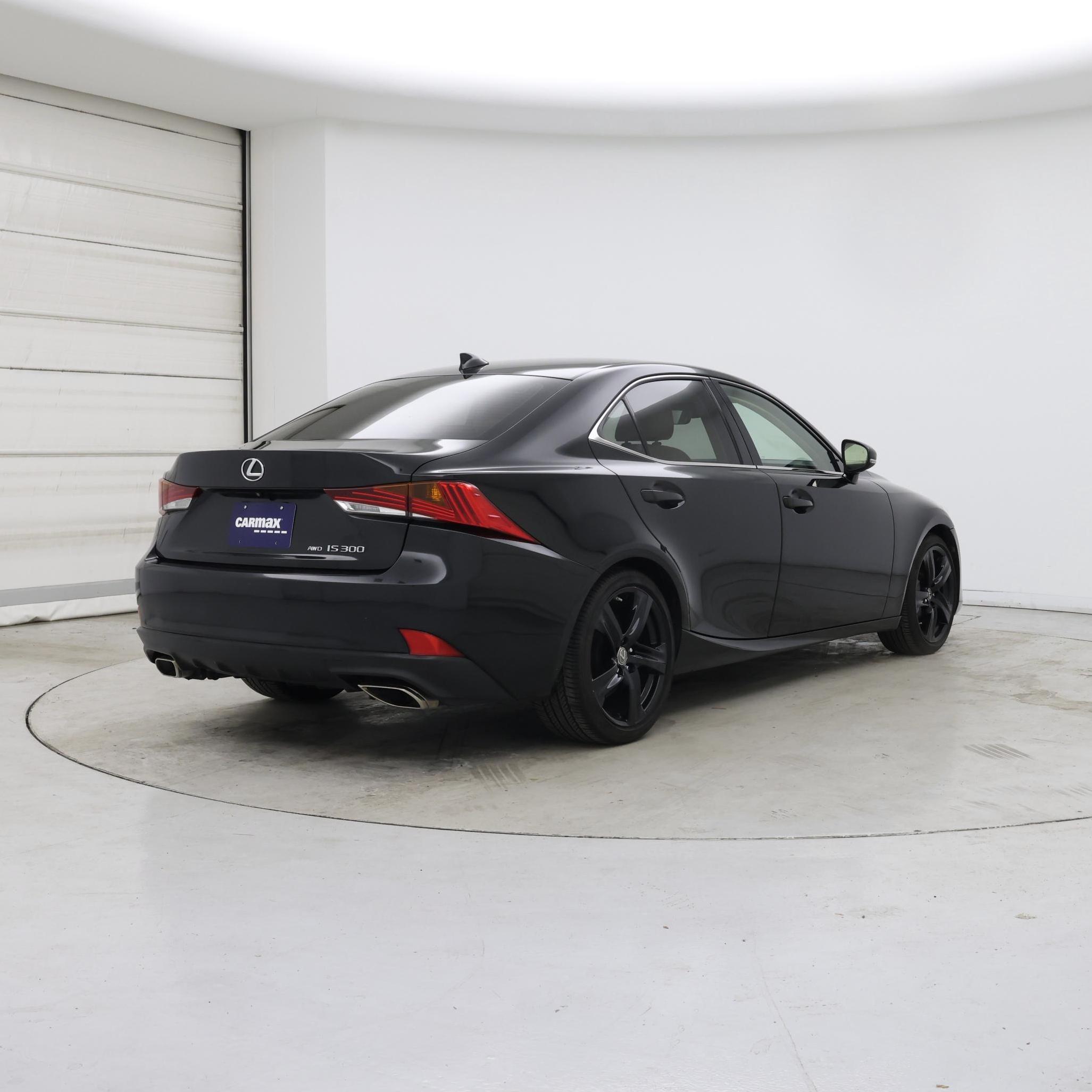 Thumbnail: 2019 Lexus IS - 8