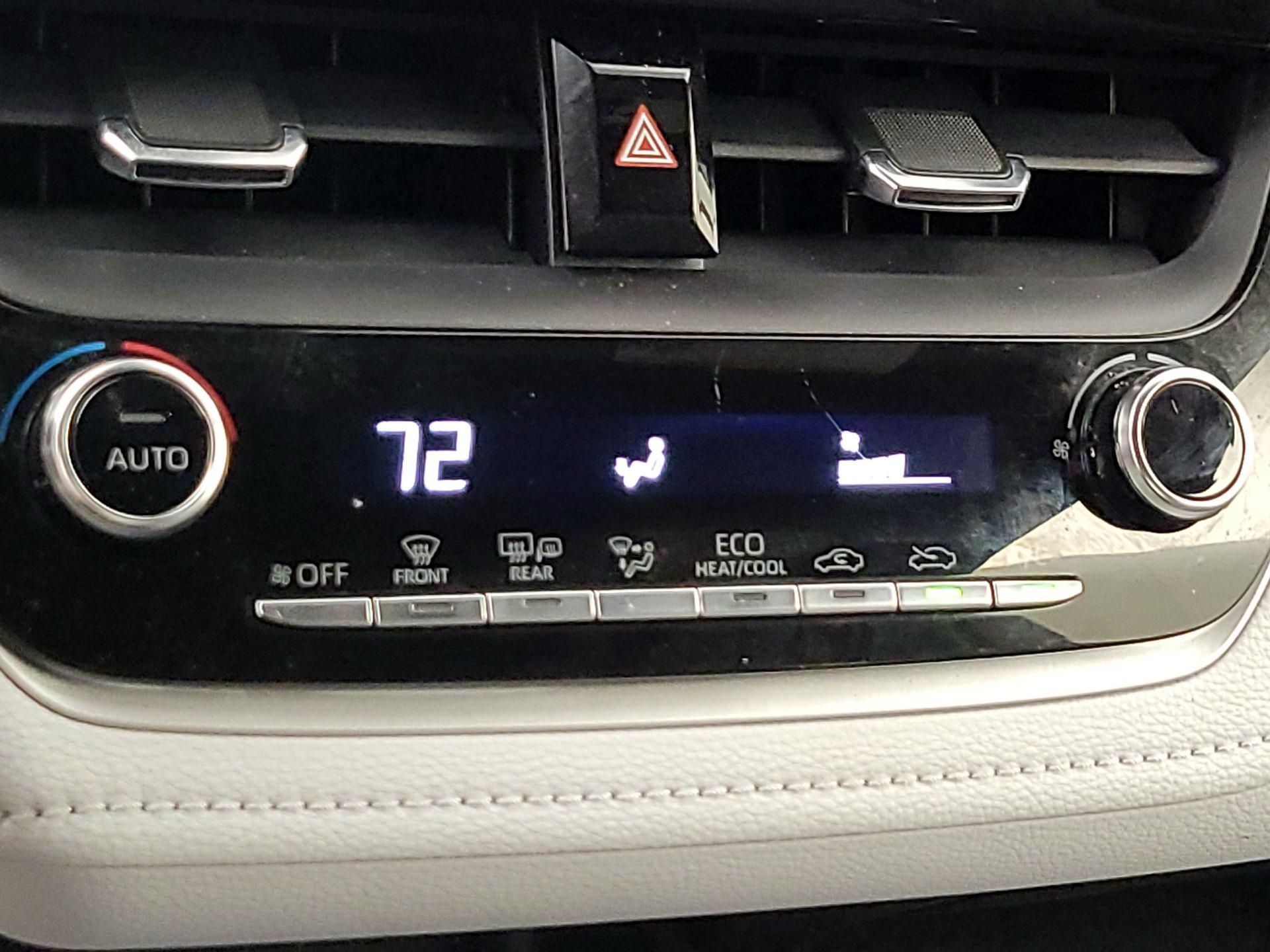 Thumbnail: 2022 Toyota Corolla - 16