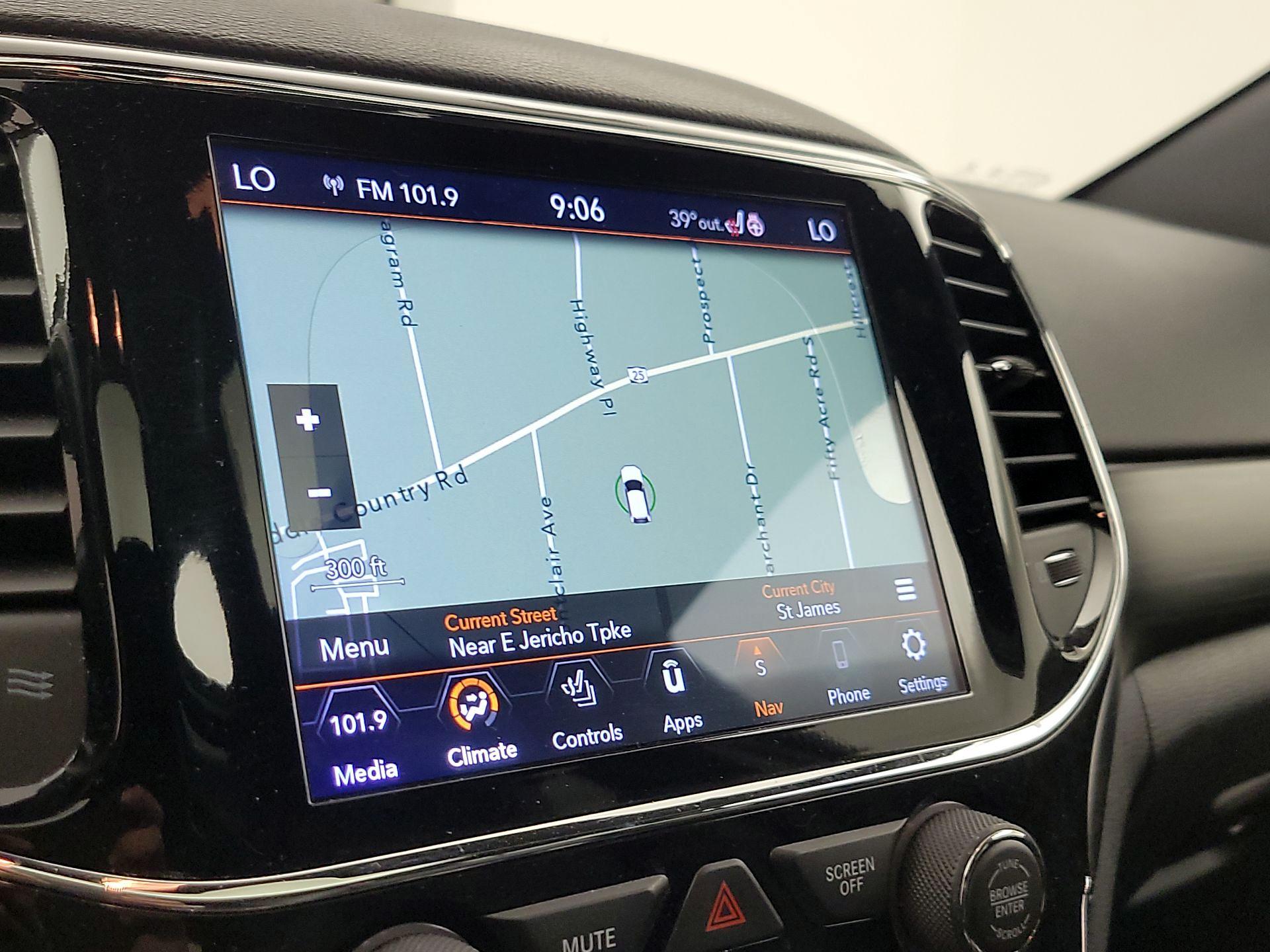 Thumbnail: 2020 Jeep Grand Cherokee - 14