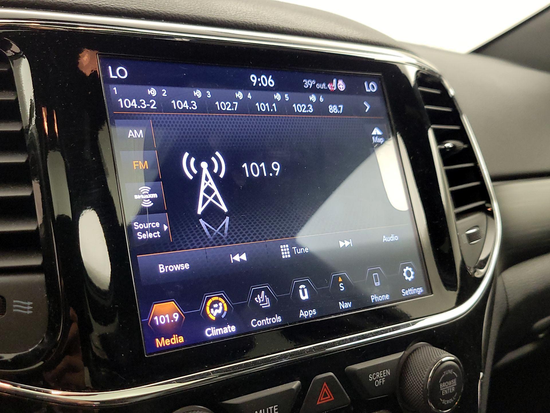 Thumbnail: 2020 Jeep Grand Cherokee - 16