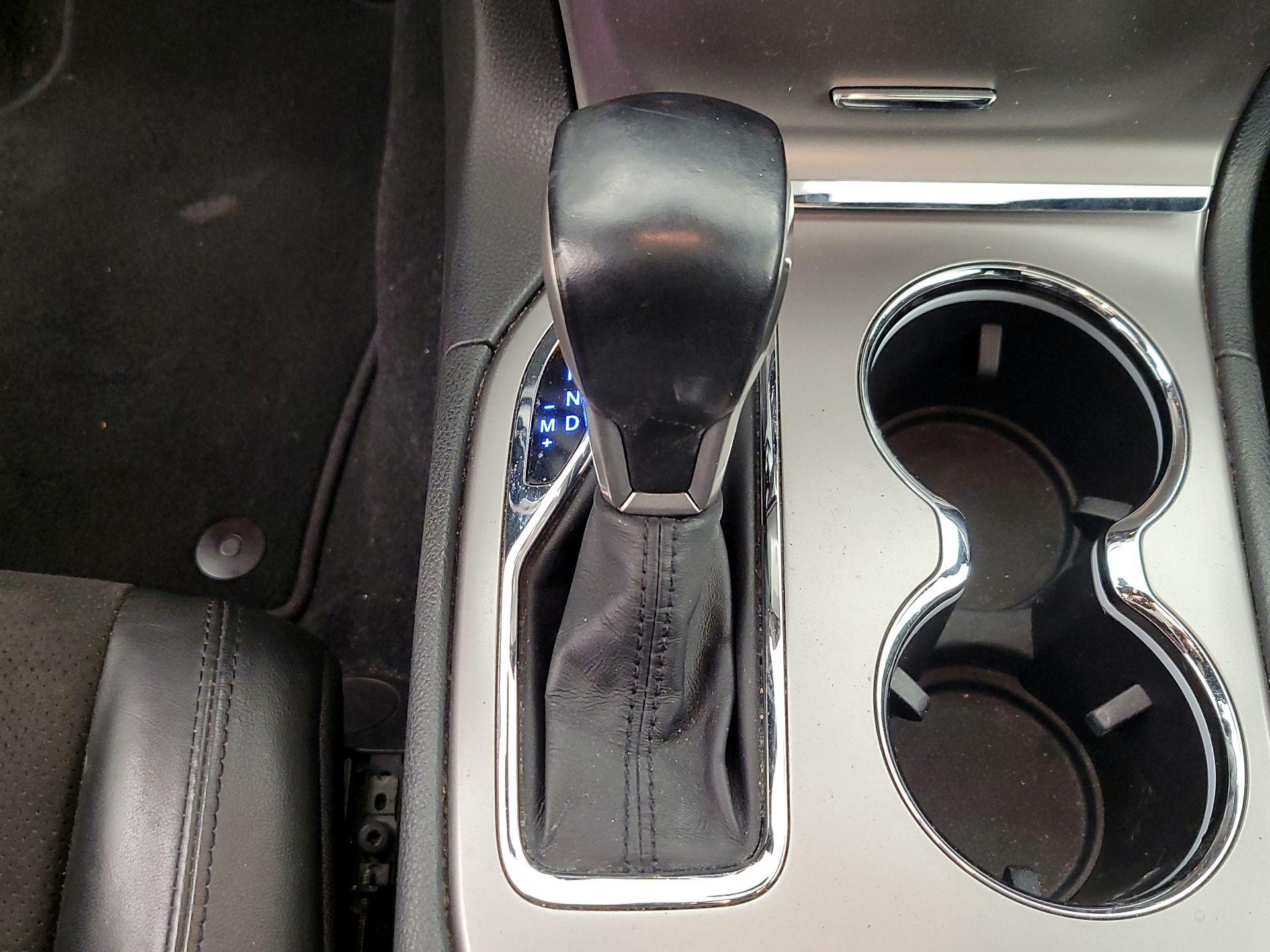 Thumbnail: 2020 Jeep Grand Cherokee - 18