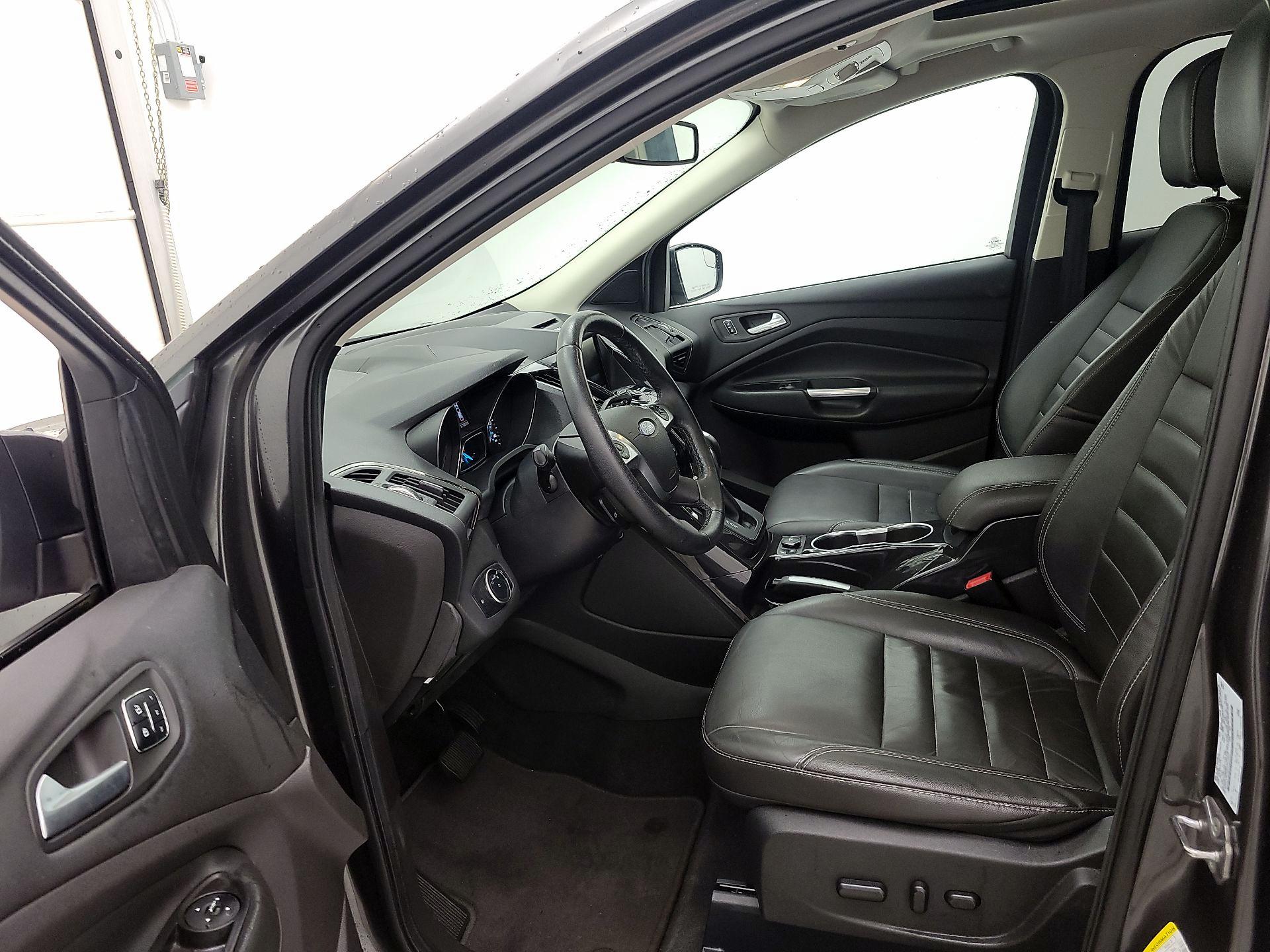 Thumbnail: 2015 Ford Escape - 11