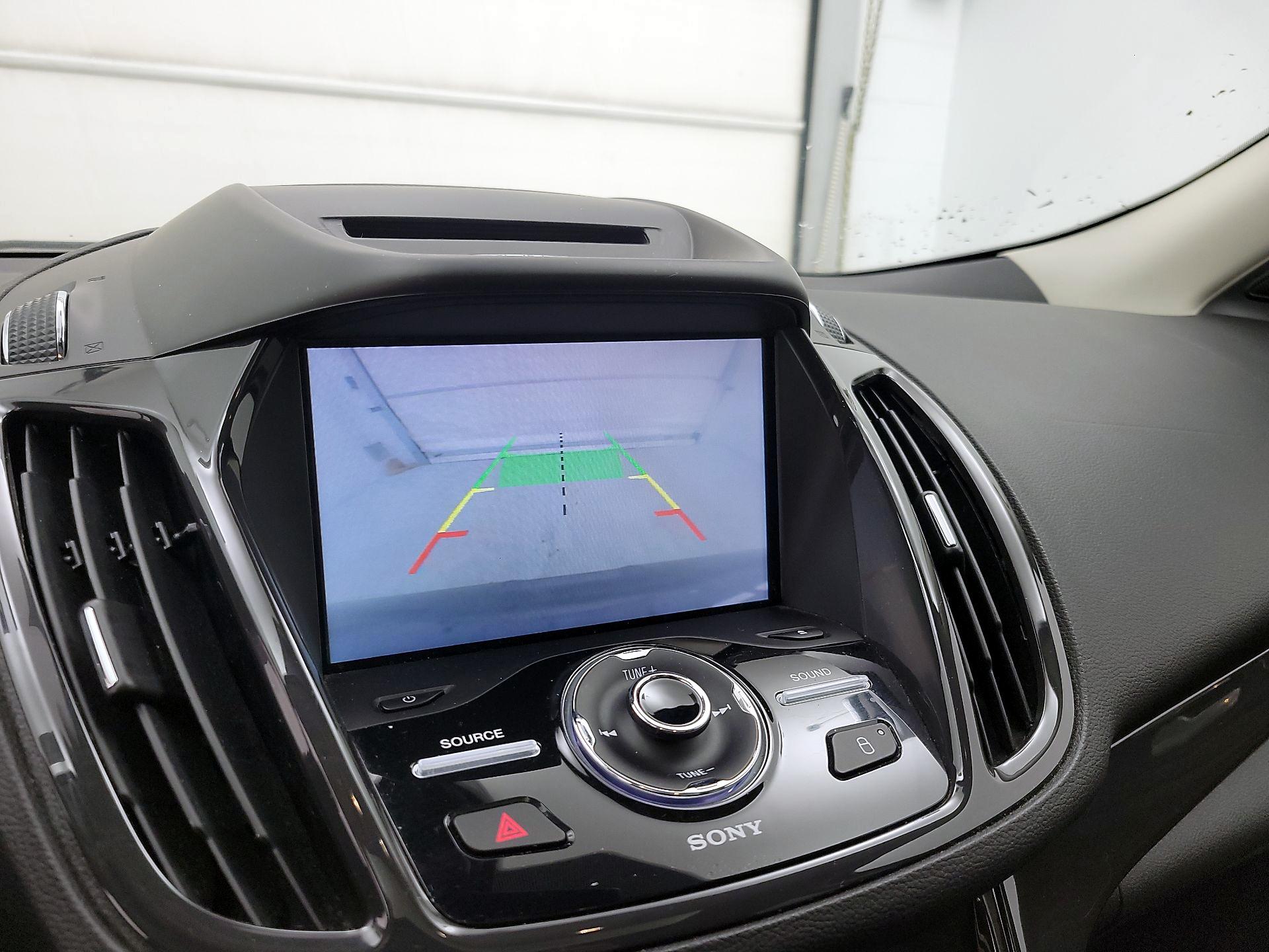 Thumbnail: 2015 Ford Escape - 14