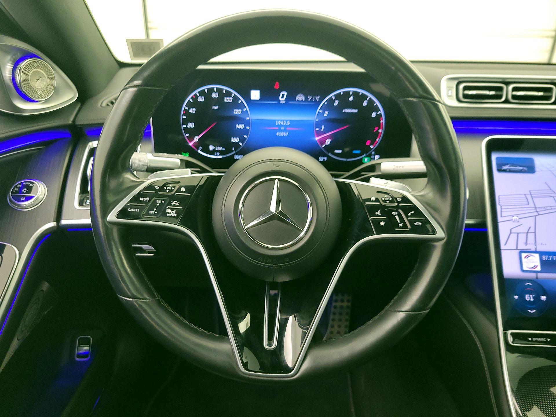 Thumbnail: 2022 Mercedes-Benz S-Class - 10