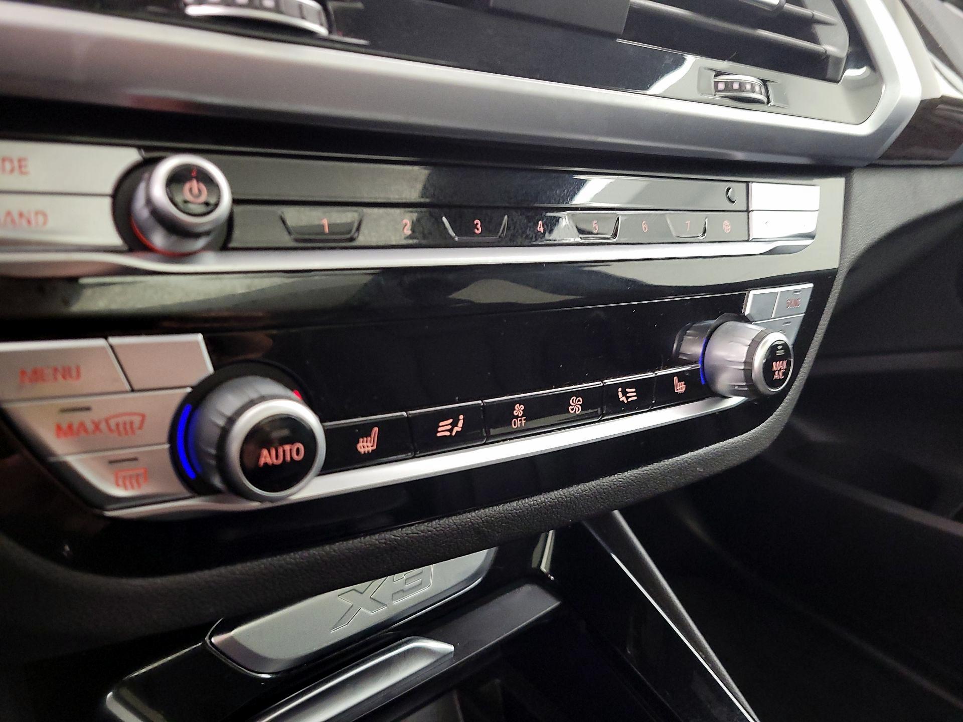 Thumbnail: 2020 BMW X3 - 17