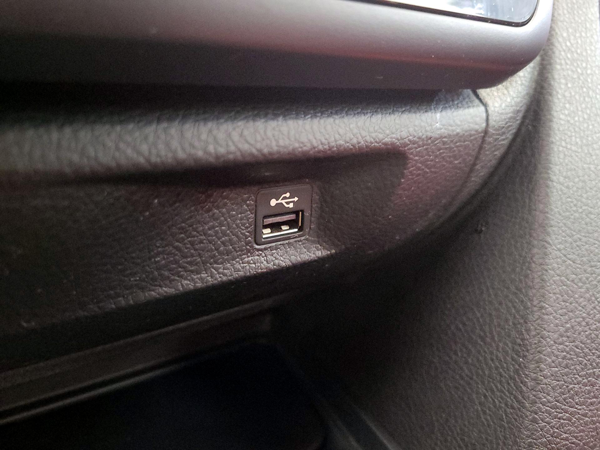 Thumbnail: 2017 BMW M4 - 17