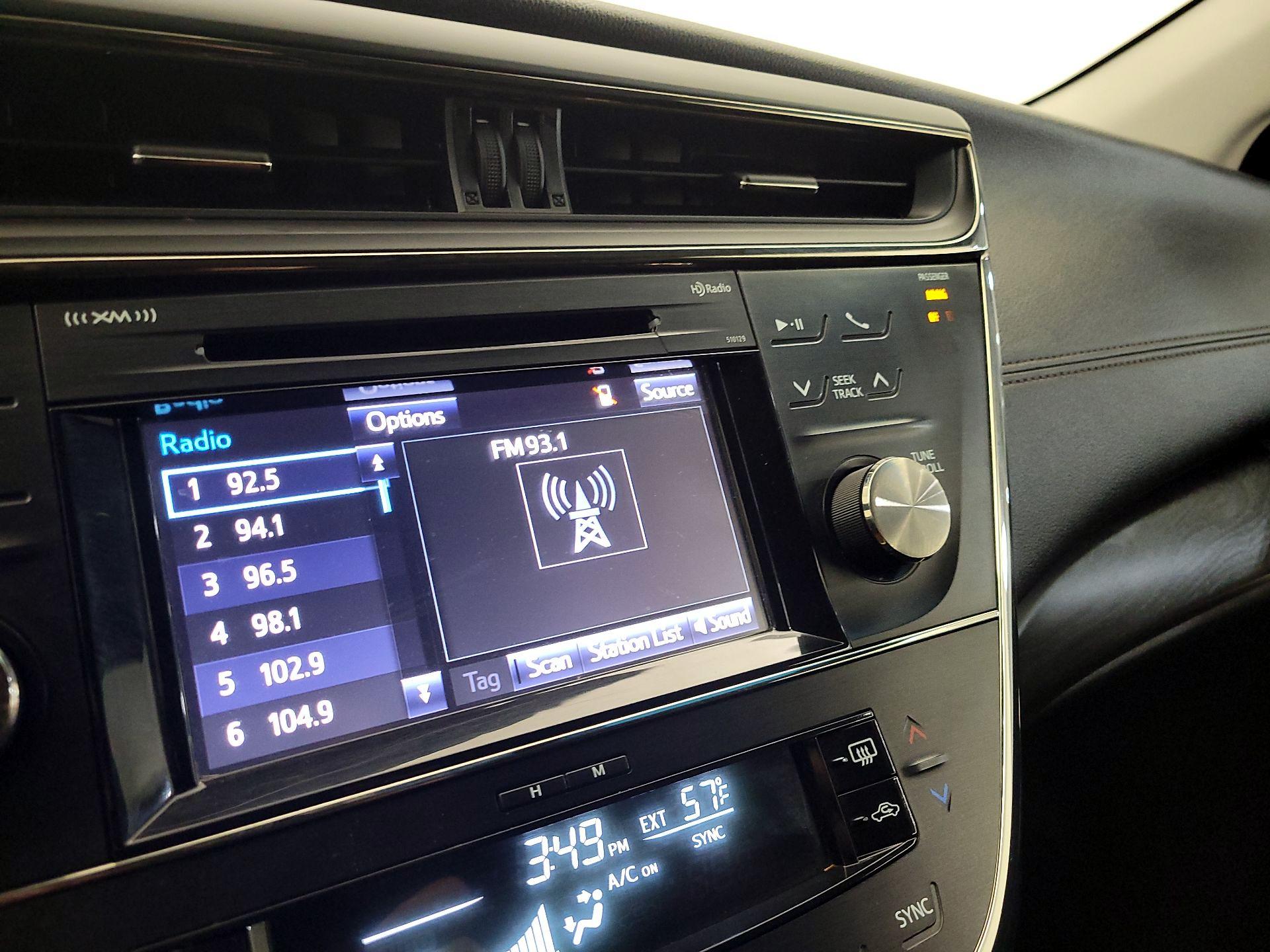 Thumbnail: 2016 Toyota Avalon - 14