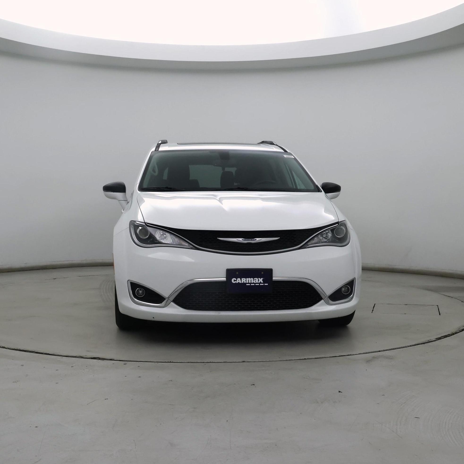 Thumbnail: 2019 Chrysler Pacifica - 5