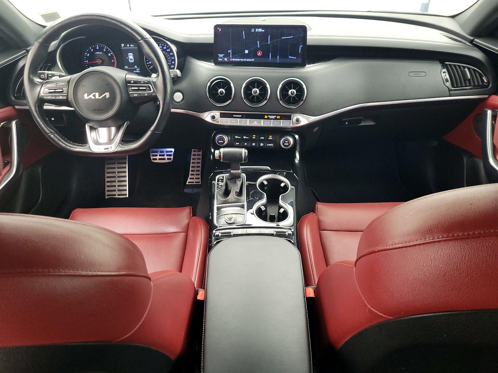 Thumbnail: 2022 Kia Stinger - 9