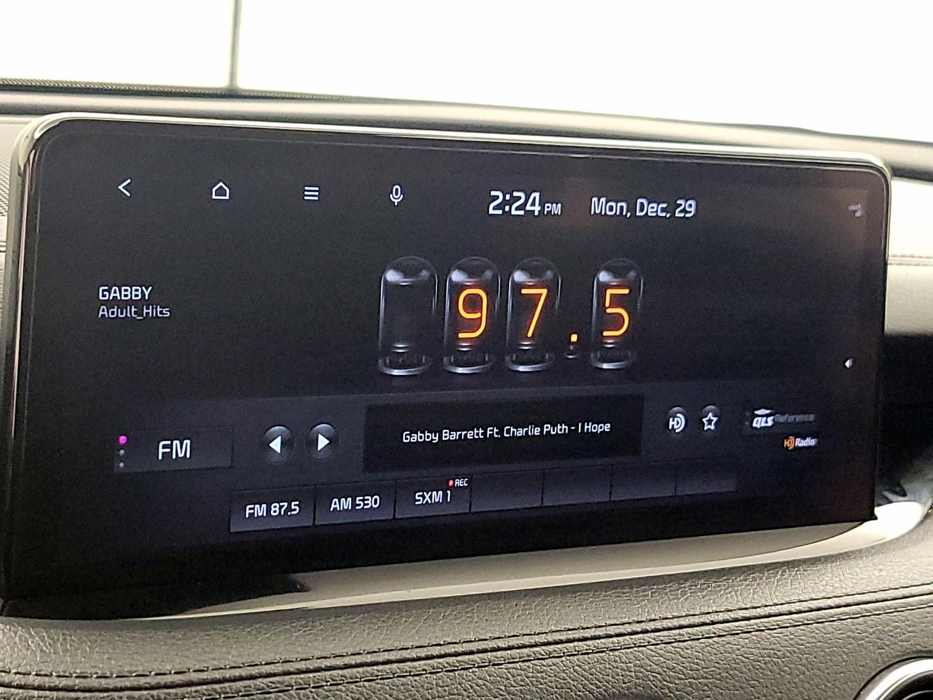 Thumbnail: 2022 Kia Stinger - 16