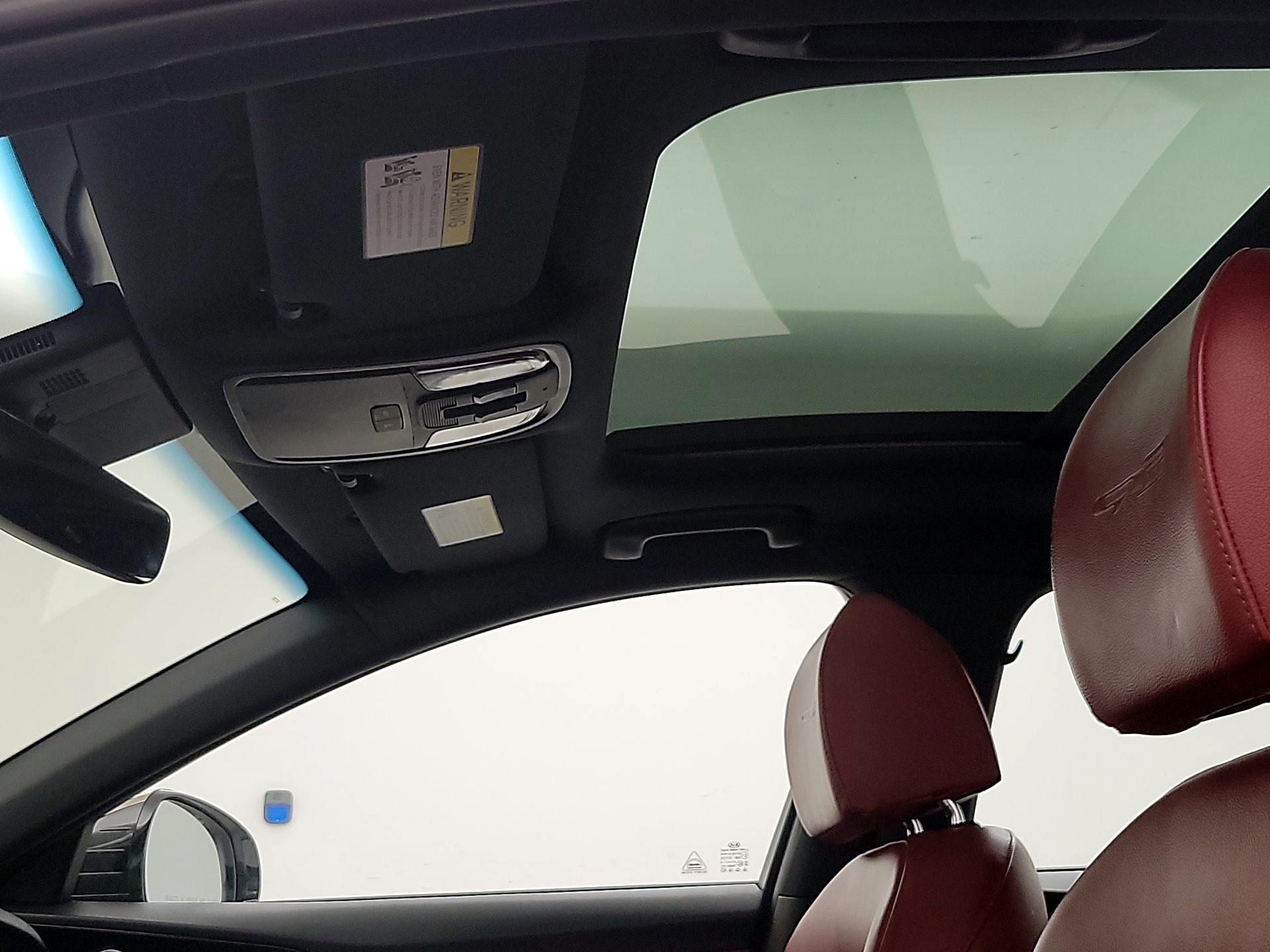 Thumbnail: 2022 Kia Stinger - 20