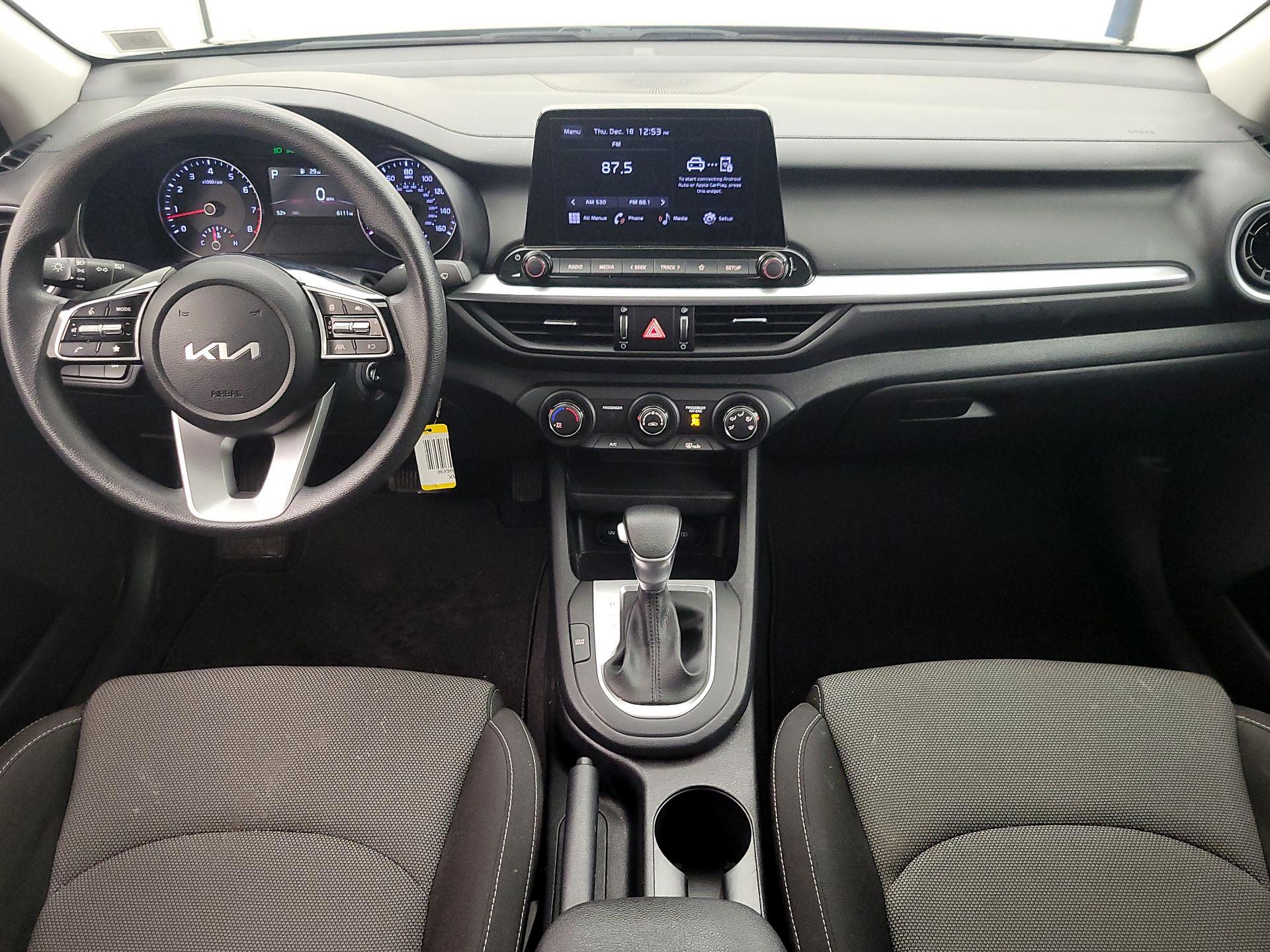 Thumbnail: 2024 Kia Forte - 9