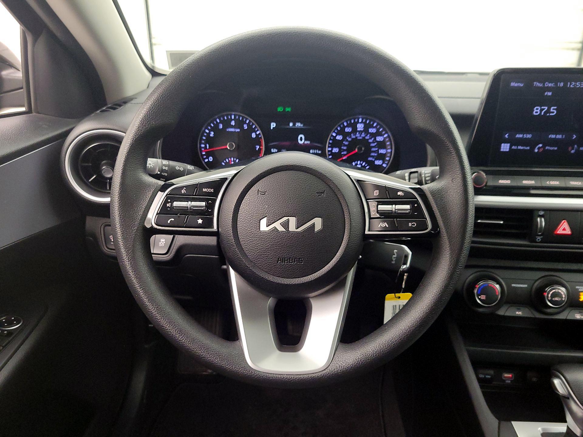 Thumbnail: 2024 Kia Forte - 10