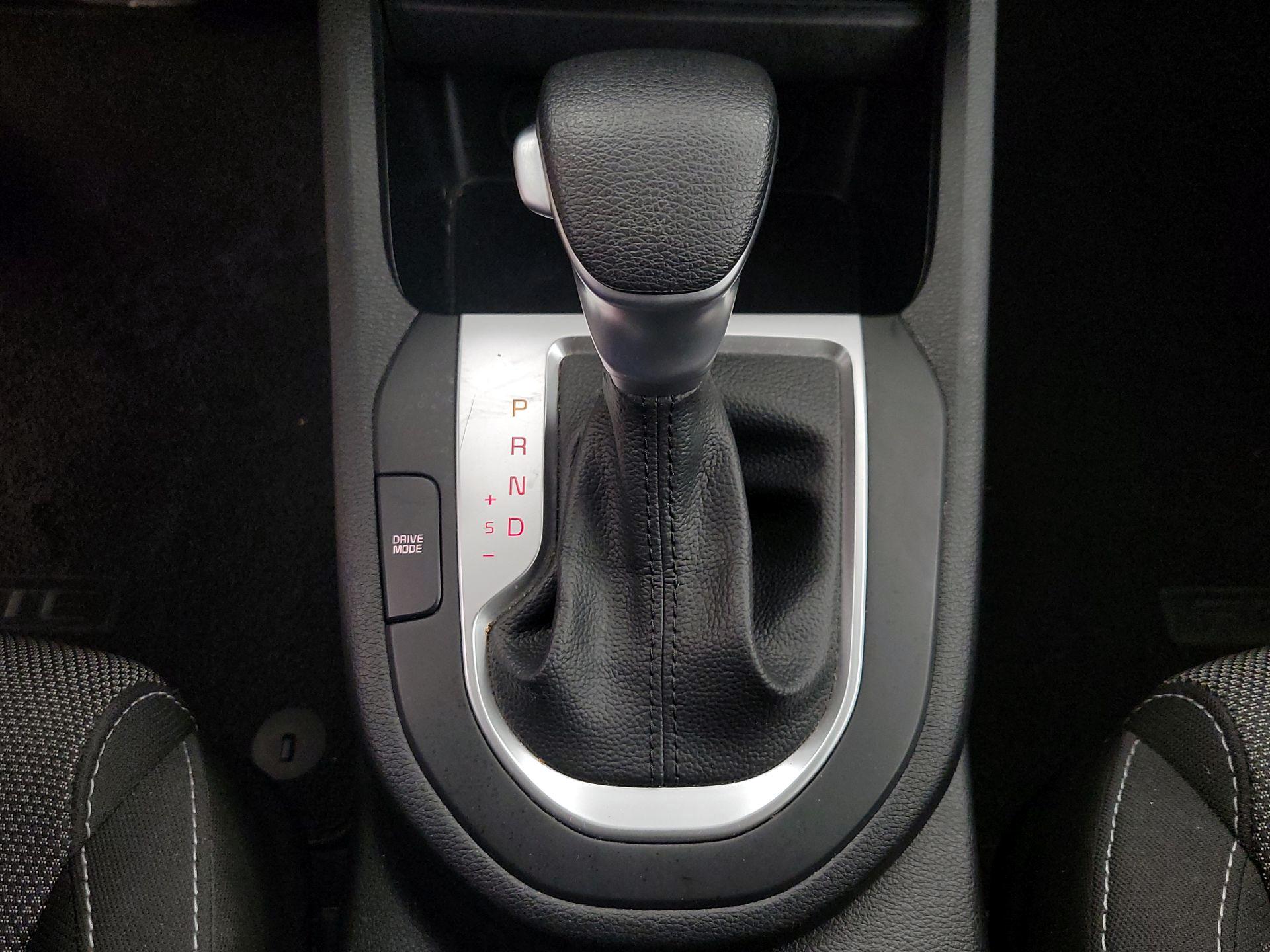 Thumbnail: 2024 Kia Forte - 17