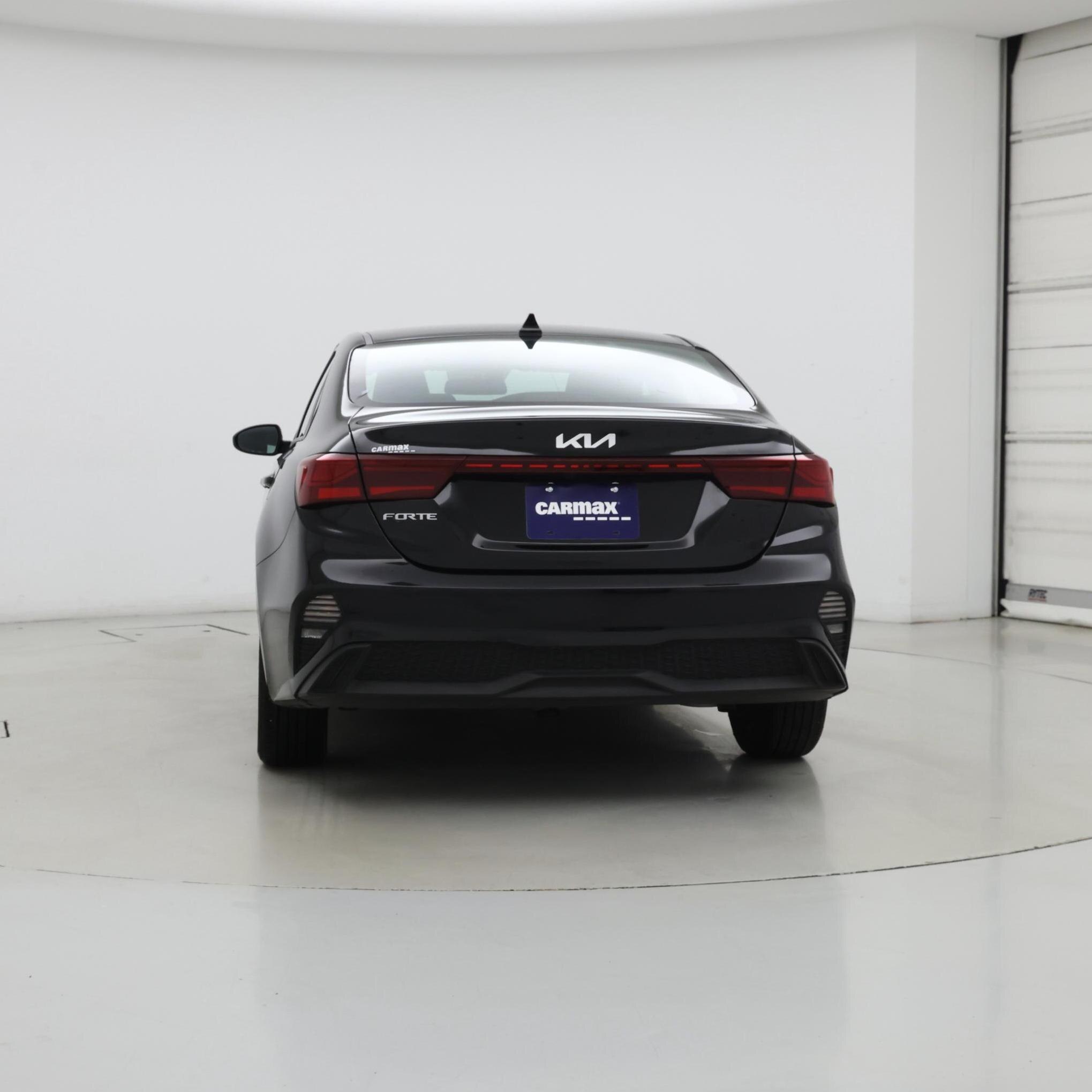 Thumbnail: 2024 Kia Forte - 6