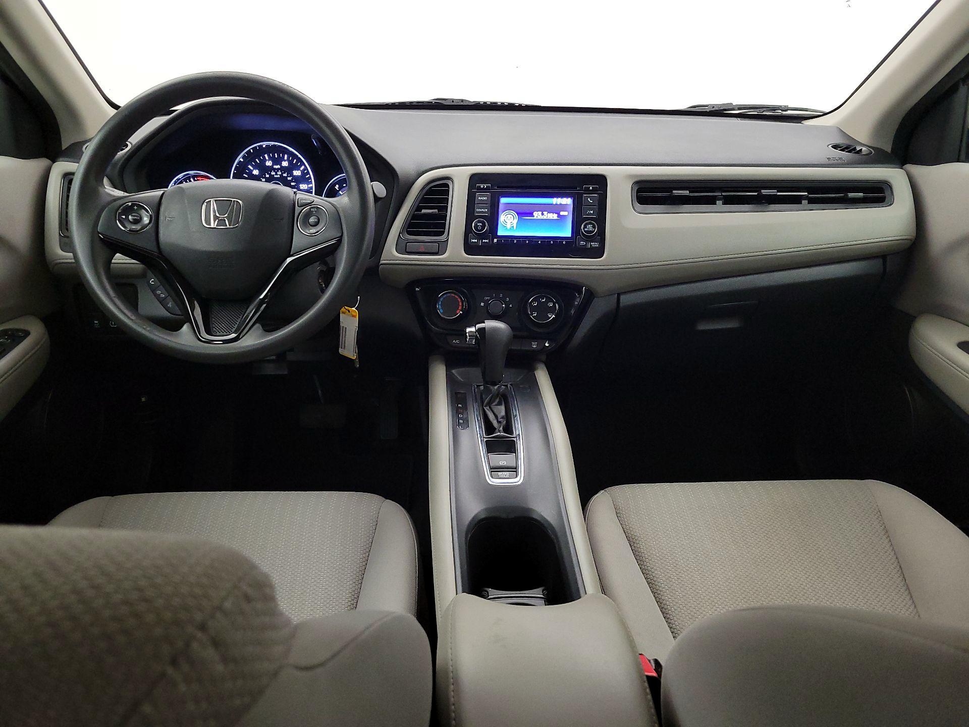 Thumbnail: 2016 Honda HR-V - 9