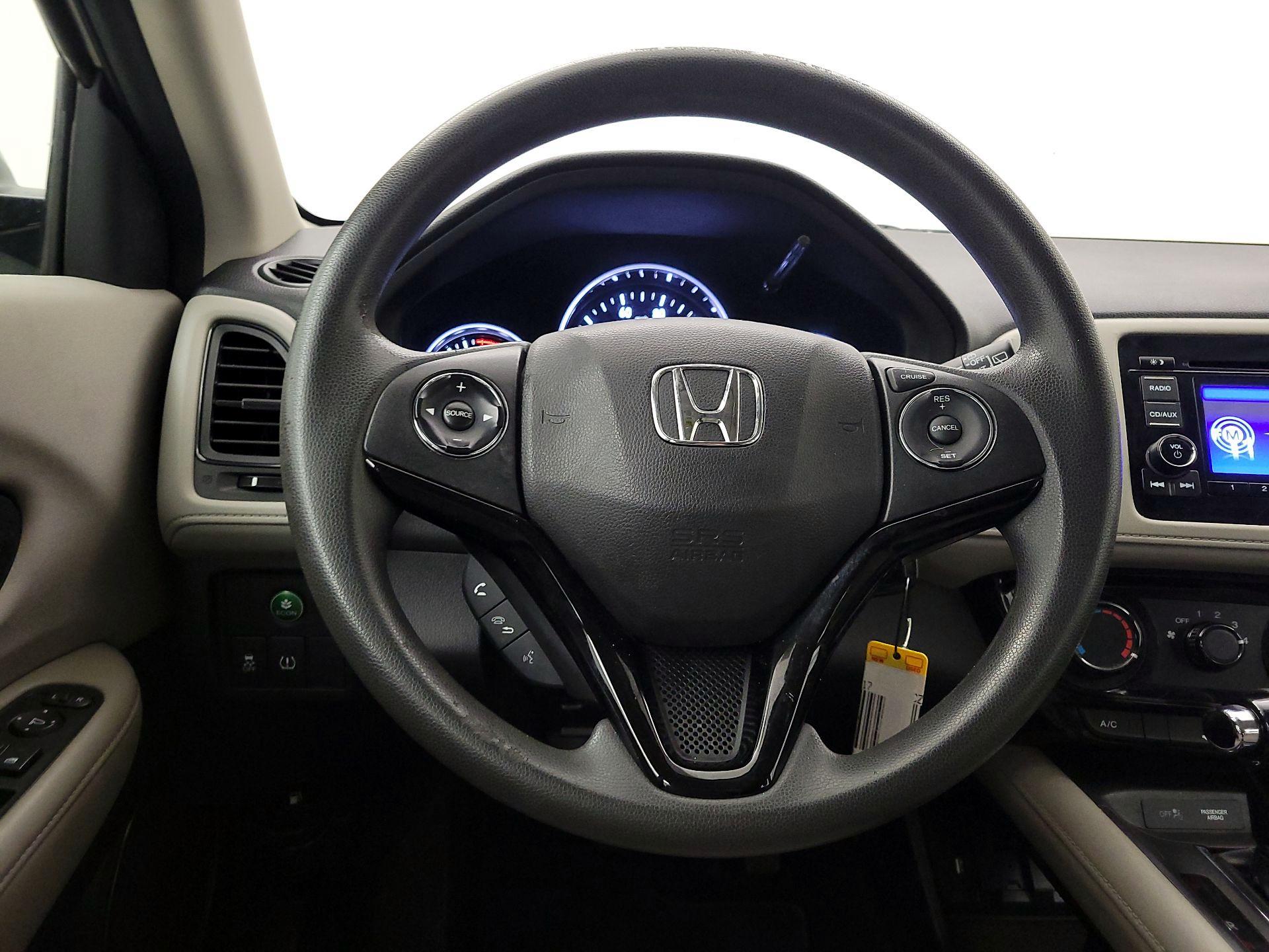 Thumbnail: 2016 Honda HR-V - 10