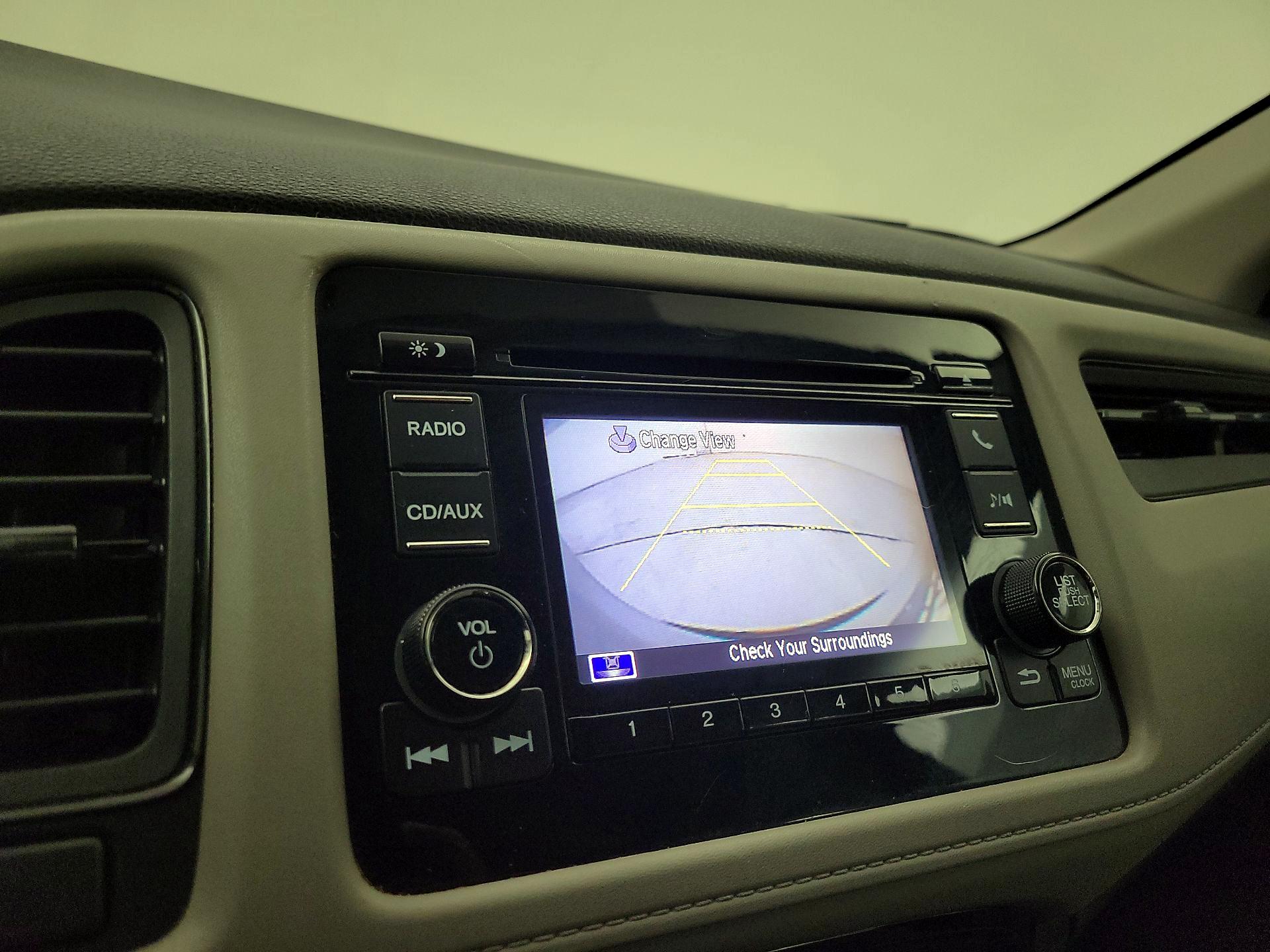 Thumbnail: 2016 Honda HR-V - 14