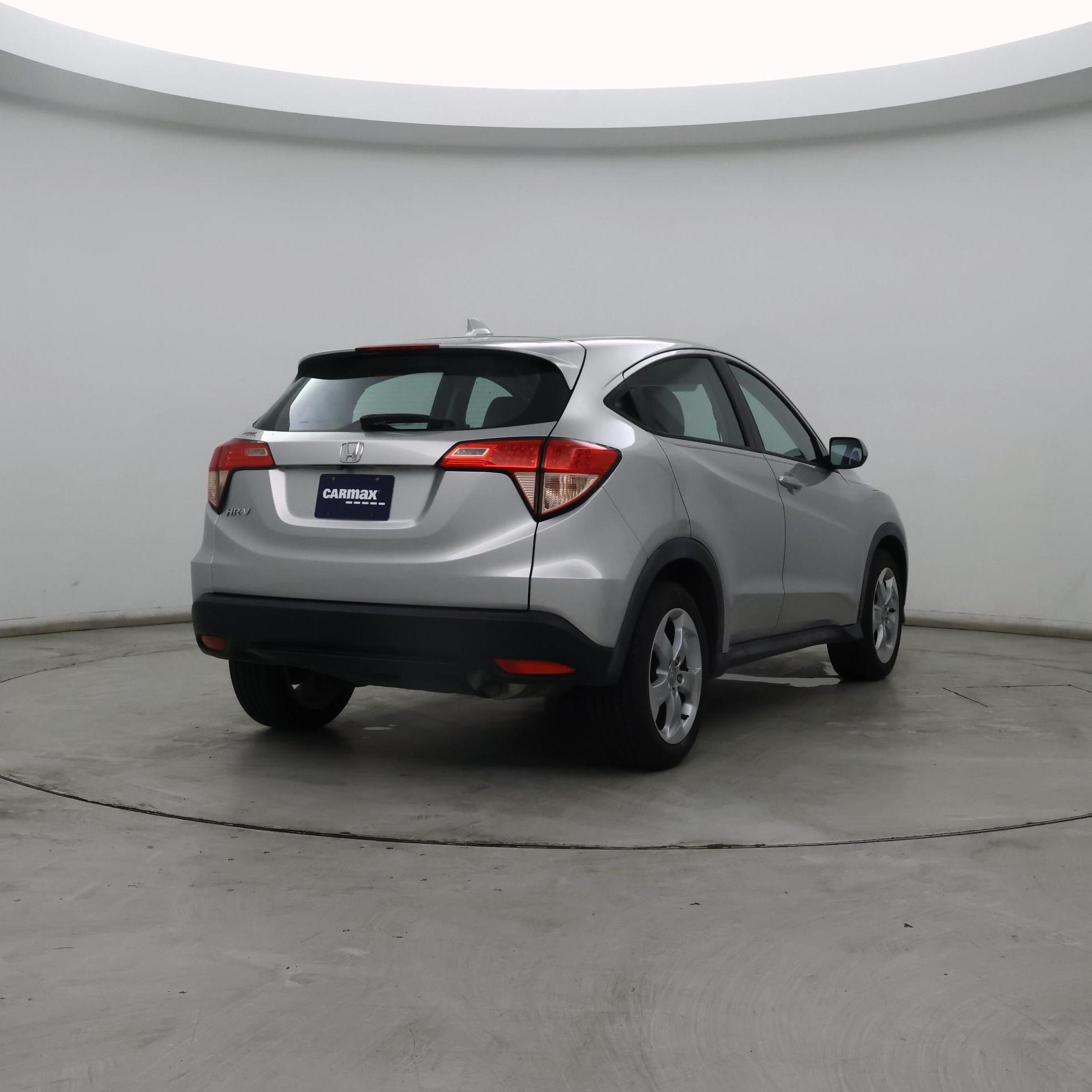 Thumbnail: 2016 Honda HR-V - 8